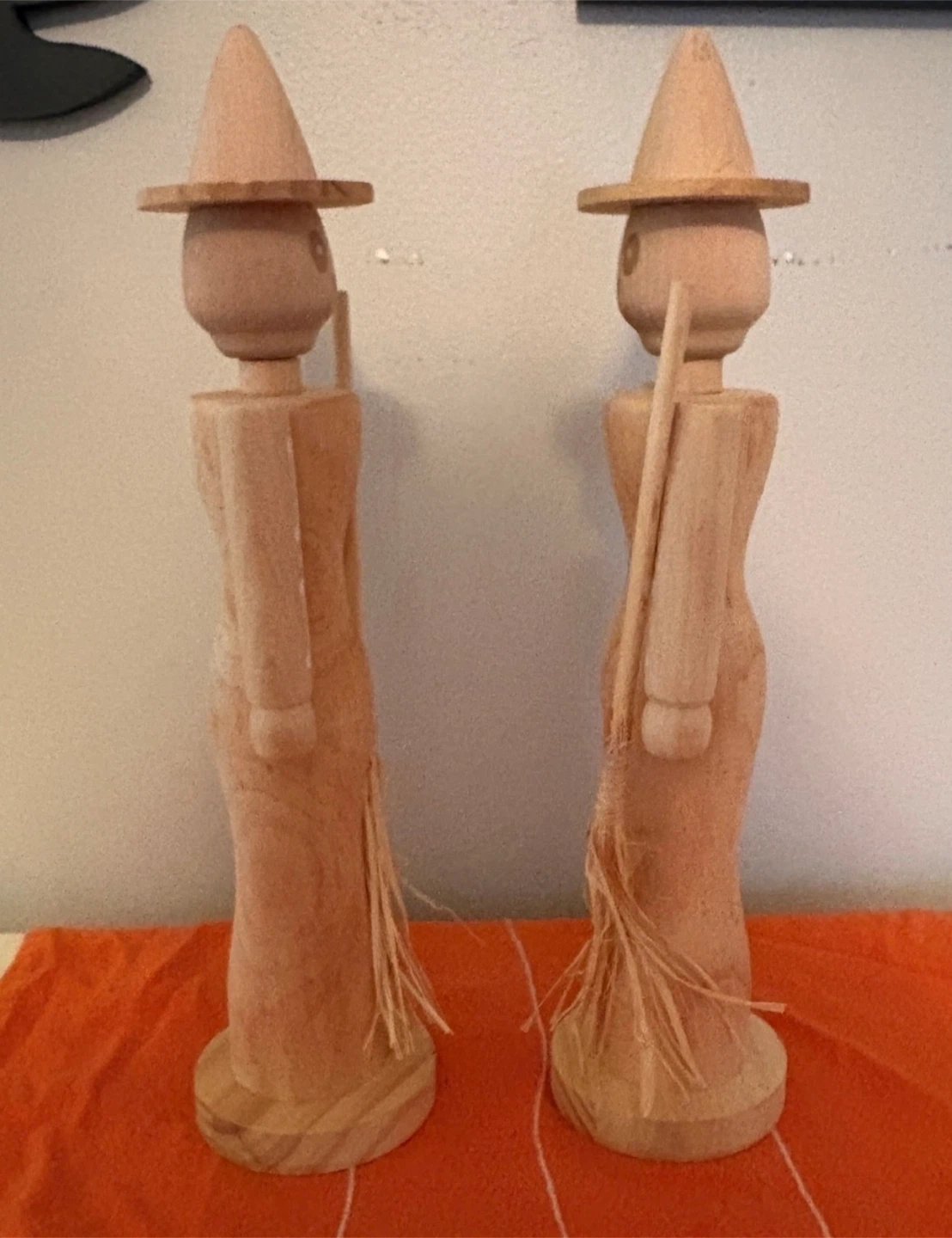 Set of 2 DIY Wood Halloween Nutcrackers - photo 3
