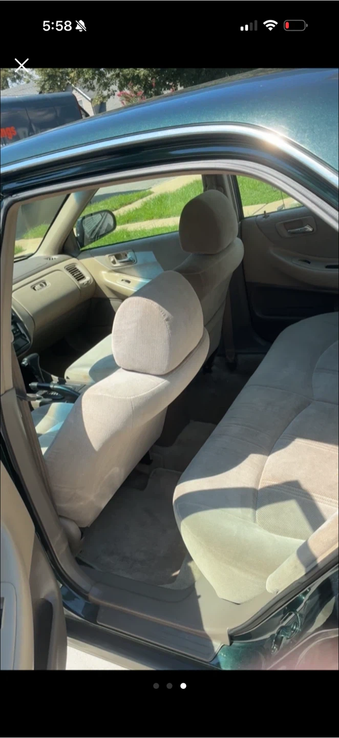 Honda Accord LX sedan