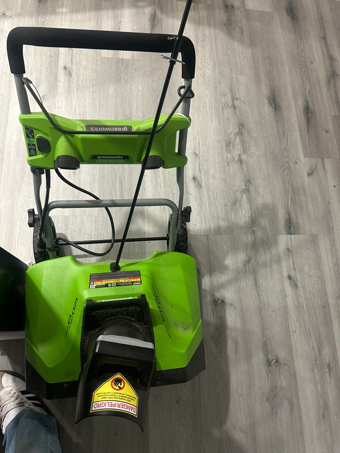 Greenworks 20" 13 Amp Electric Snow Thrower - photo 2