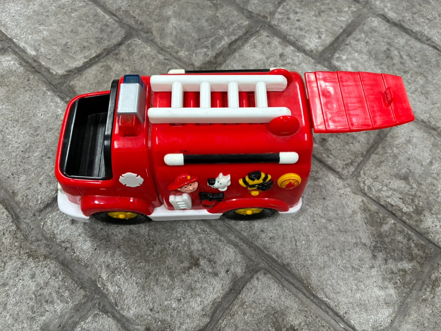 Fisher-Price Fire Truck Toy - photo 4