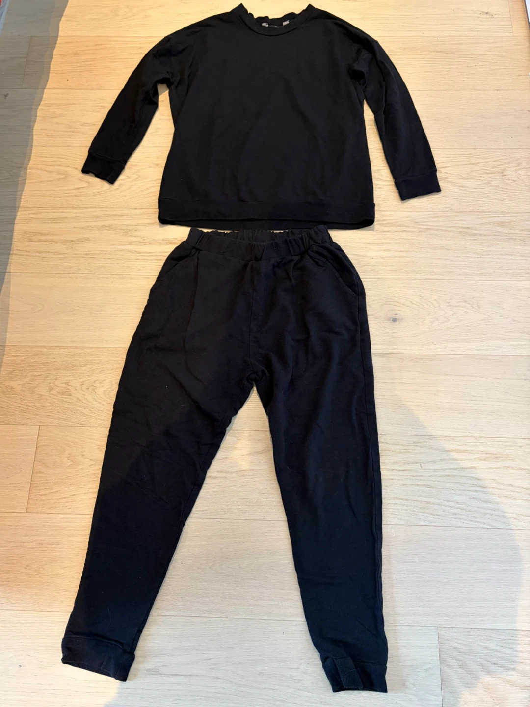 Memi Collective Black Lounge Set