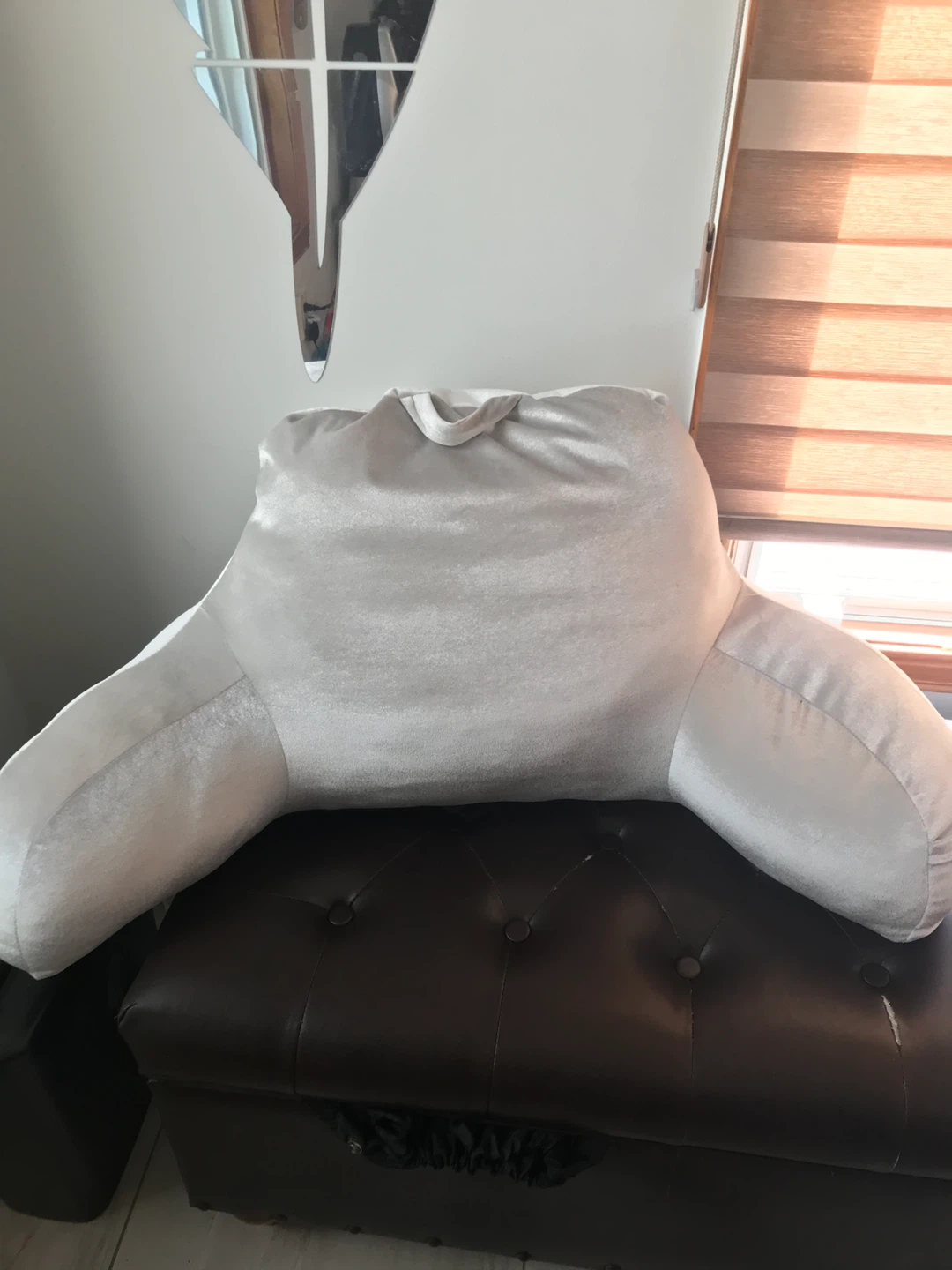 Velvet Reading Pillow in Light Grey