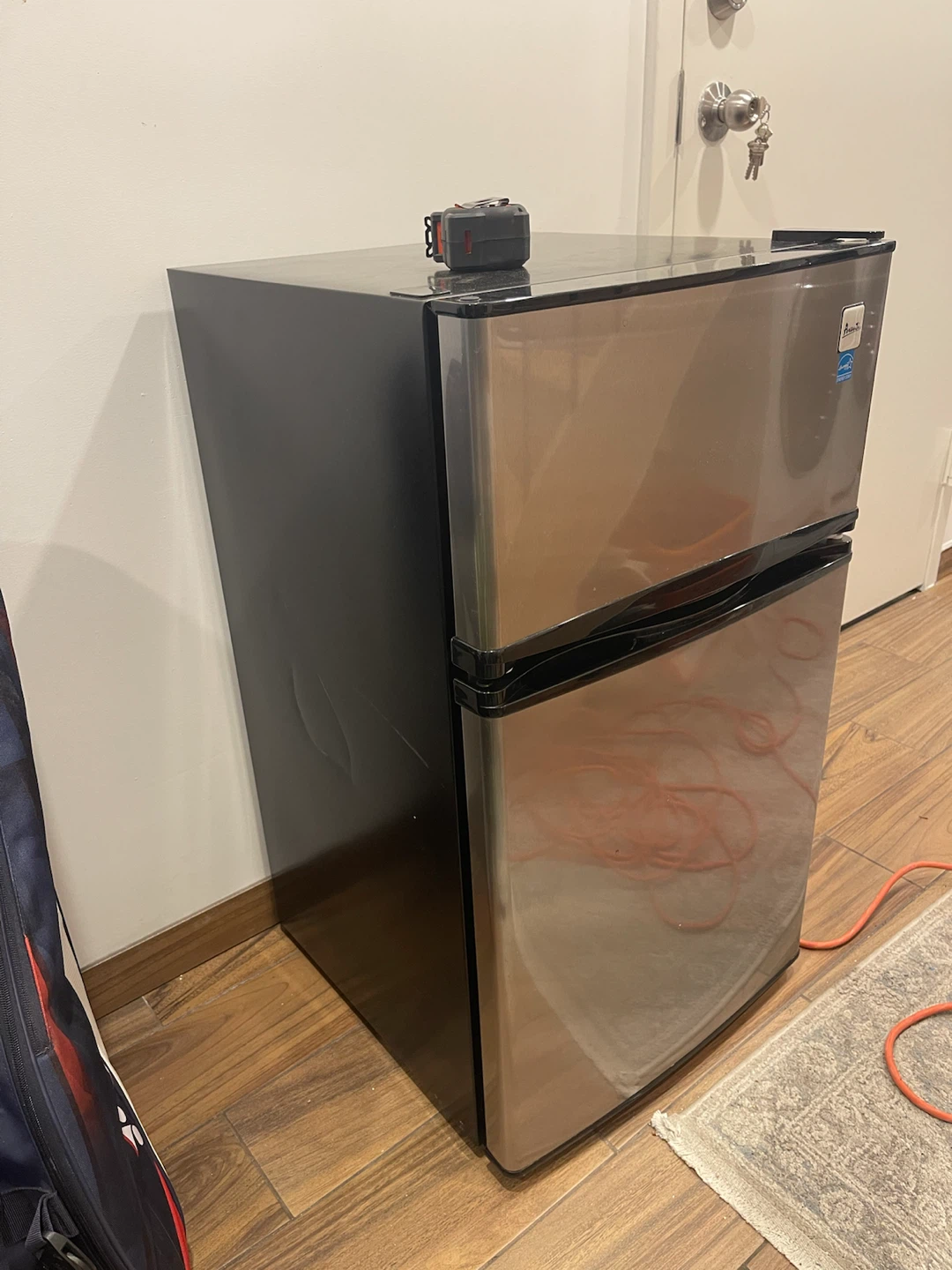 Avanti Compact Refrigerator - photo 2