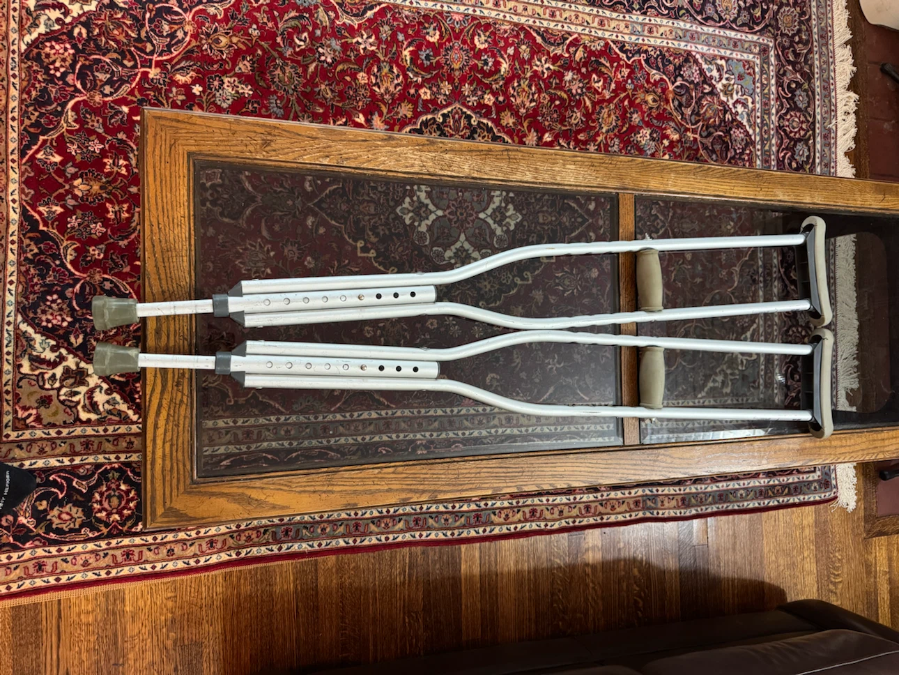 Adjustable Aluminum Underarm Crutches