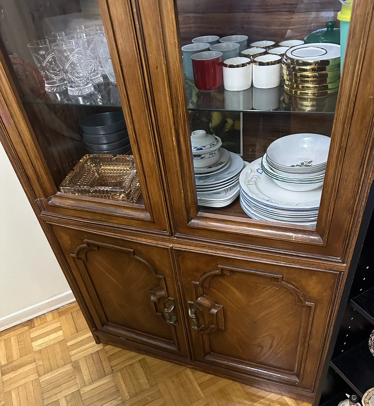 Vintage Wooden  Cabinet - photo 3