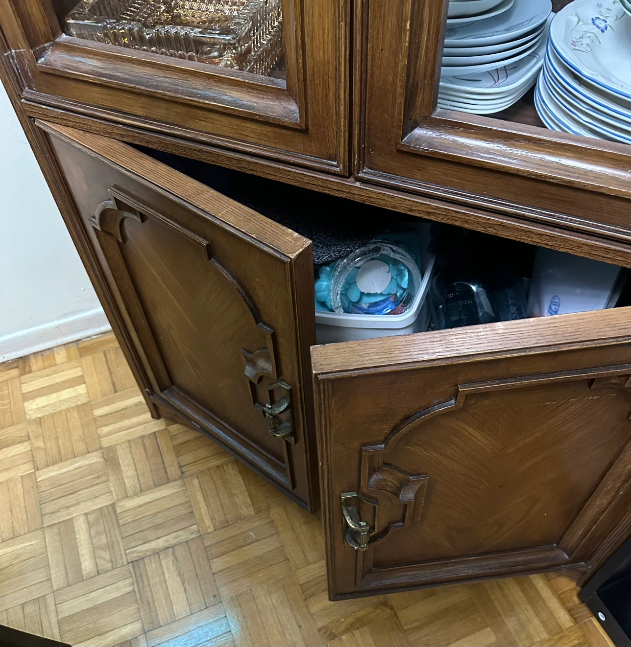 Vintage Wooden  Cabinet - photo 4