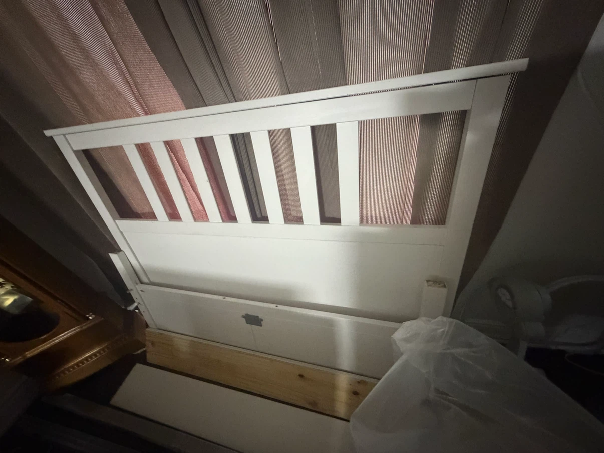IKEA hemnes bed fram white satin double bed plus mattress - photo 4