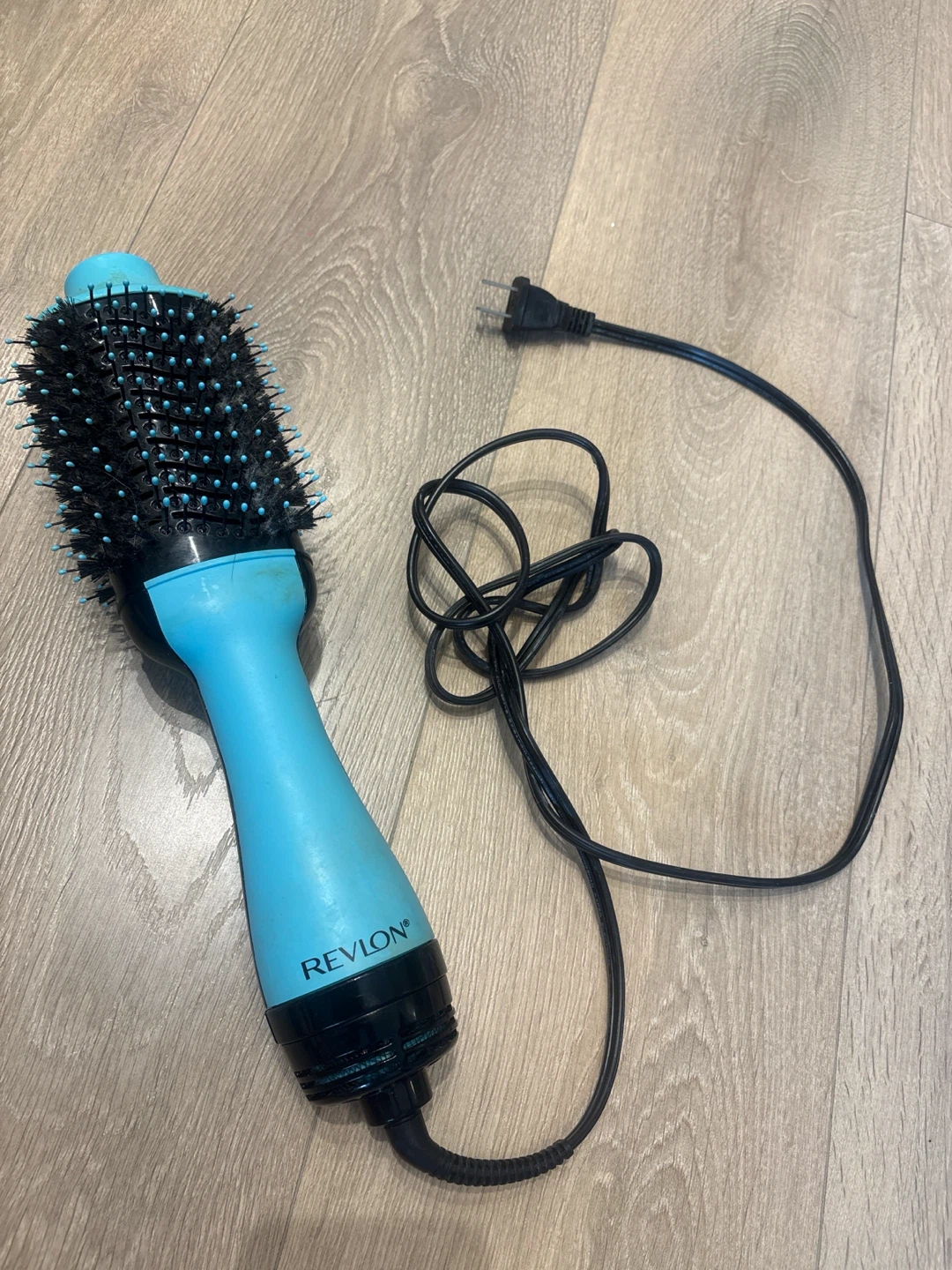 Revlon One-Step Hair Dryer and Volumizer - photo 3