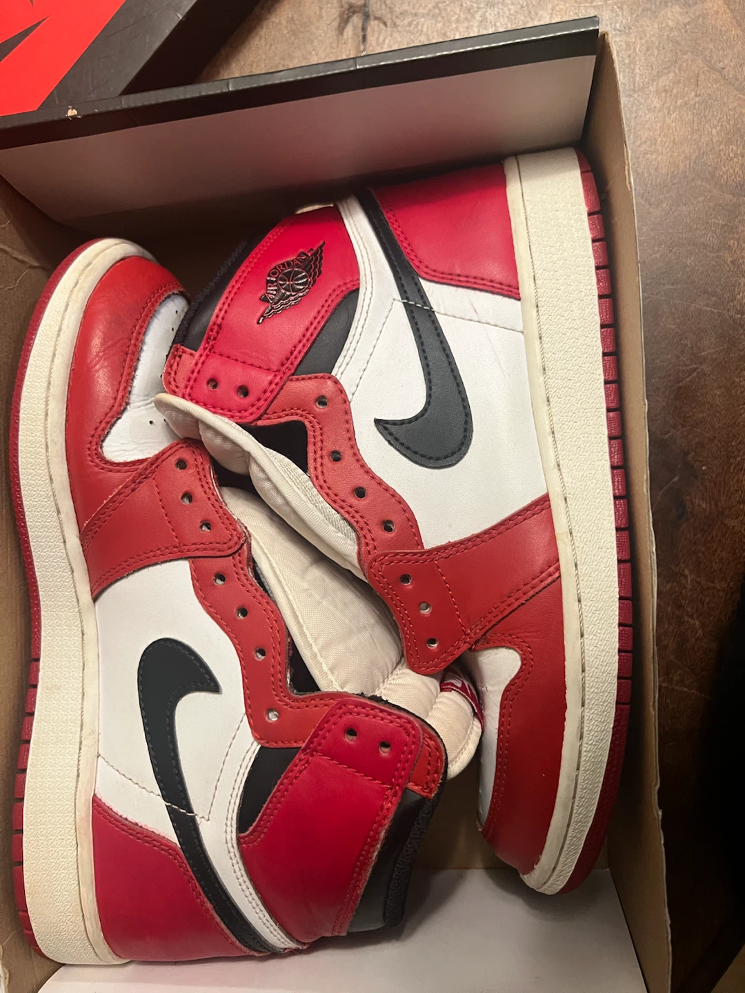 Nike Air Jordan 1 High - photo 2