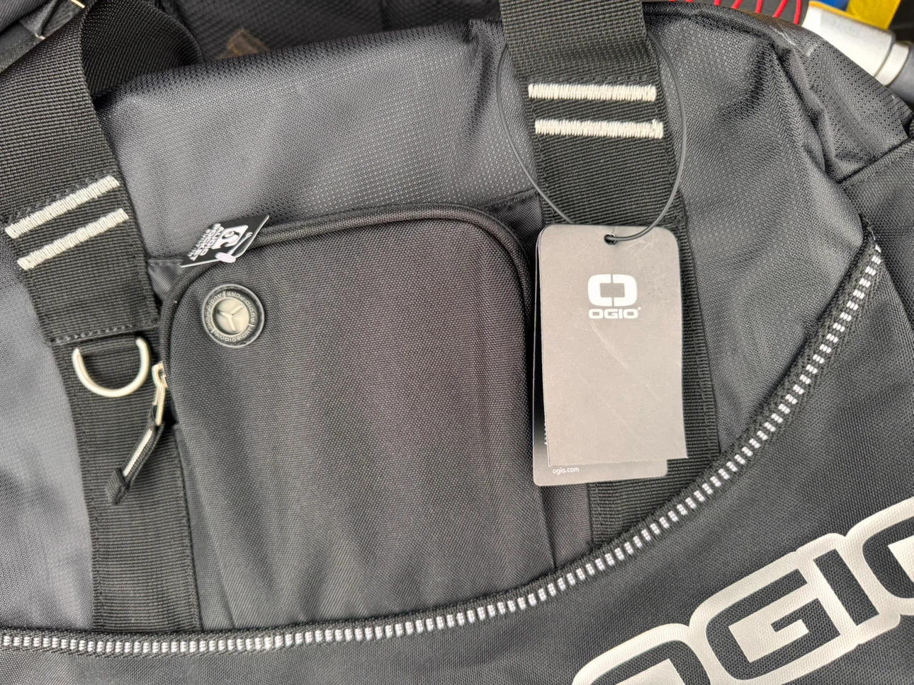 New Ogio Duffel Bag - photo 2