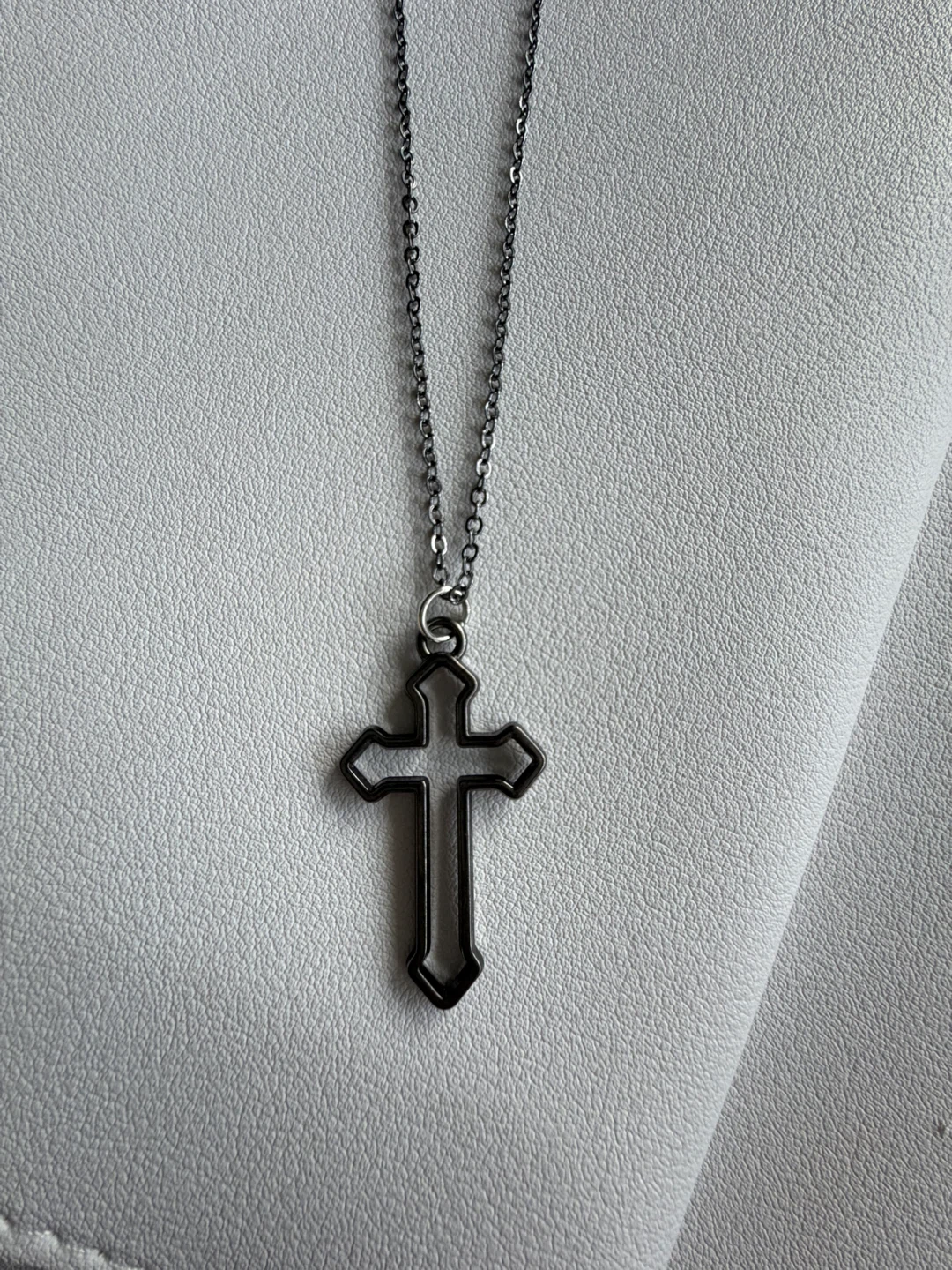 Black Metal Cross Pendant Necklace
