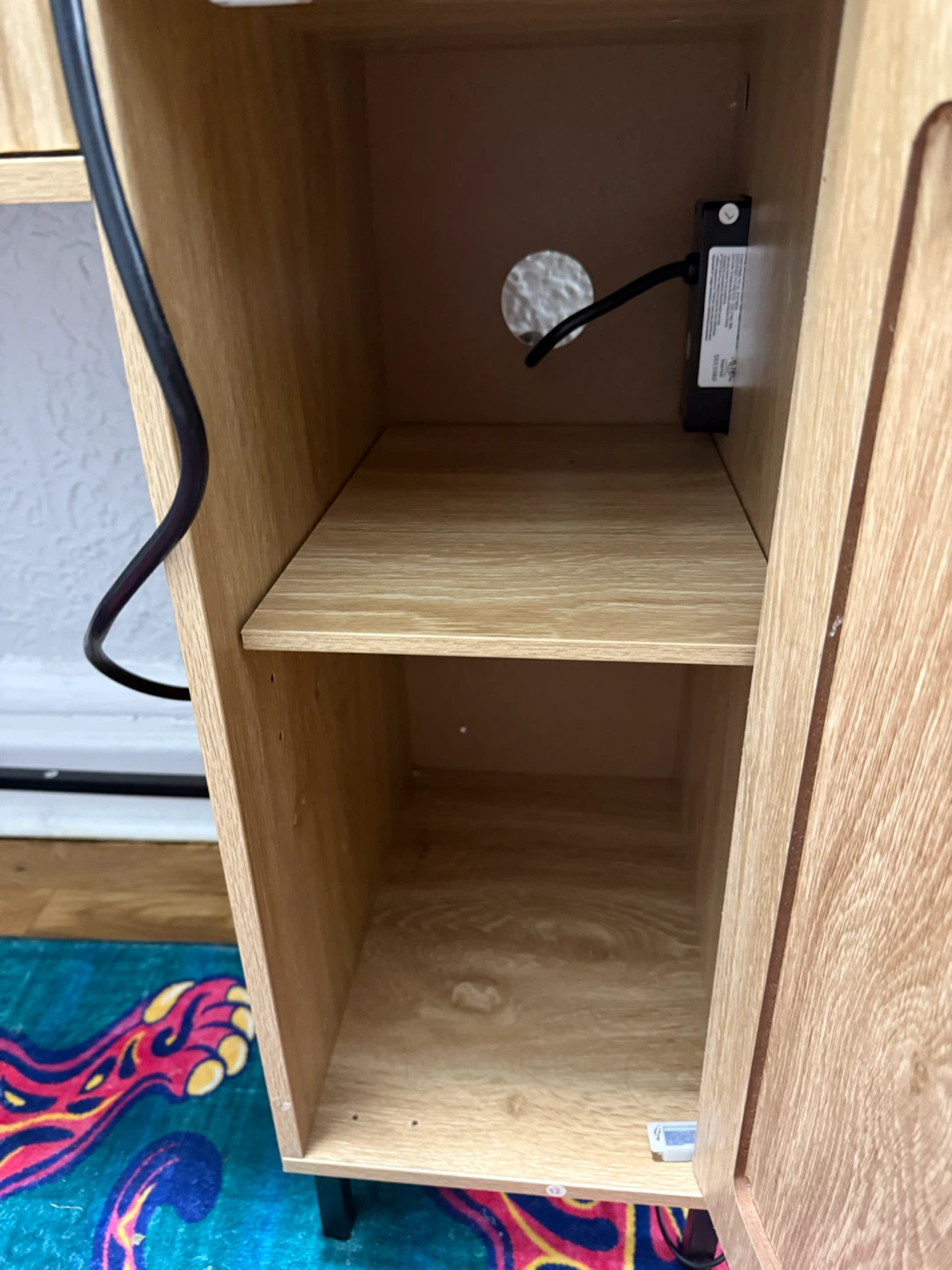 Vanity desk with lighted mirror - photo 3