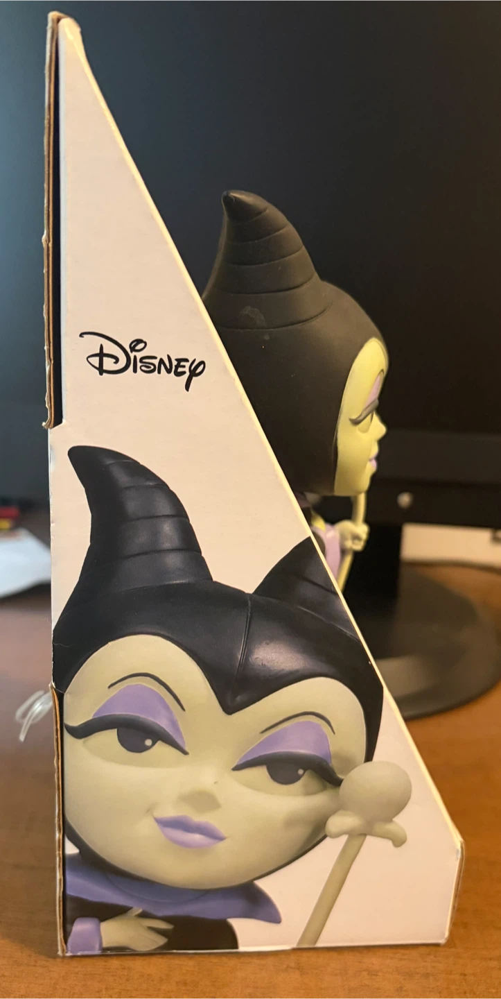 Disney’s Maleficent Collectable Vinyl Figure - photo 2