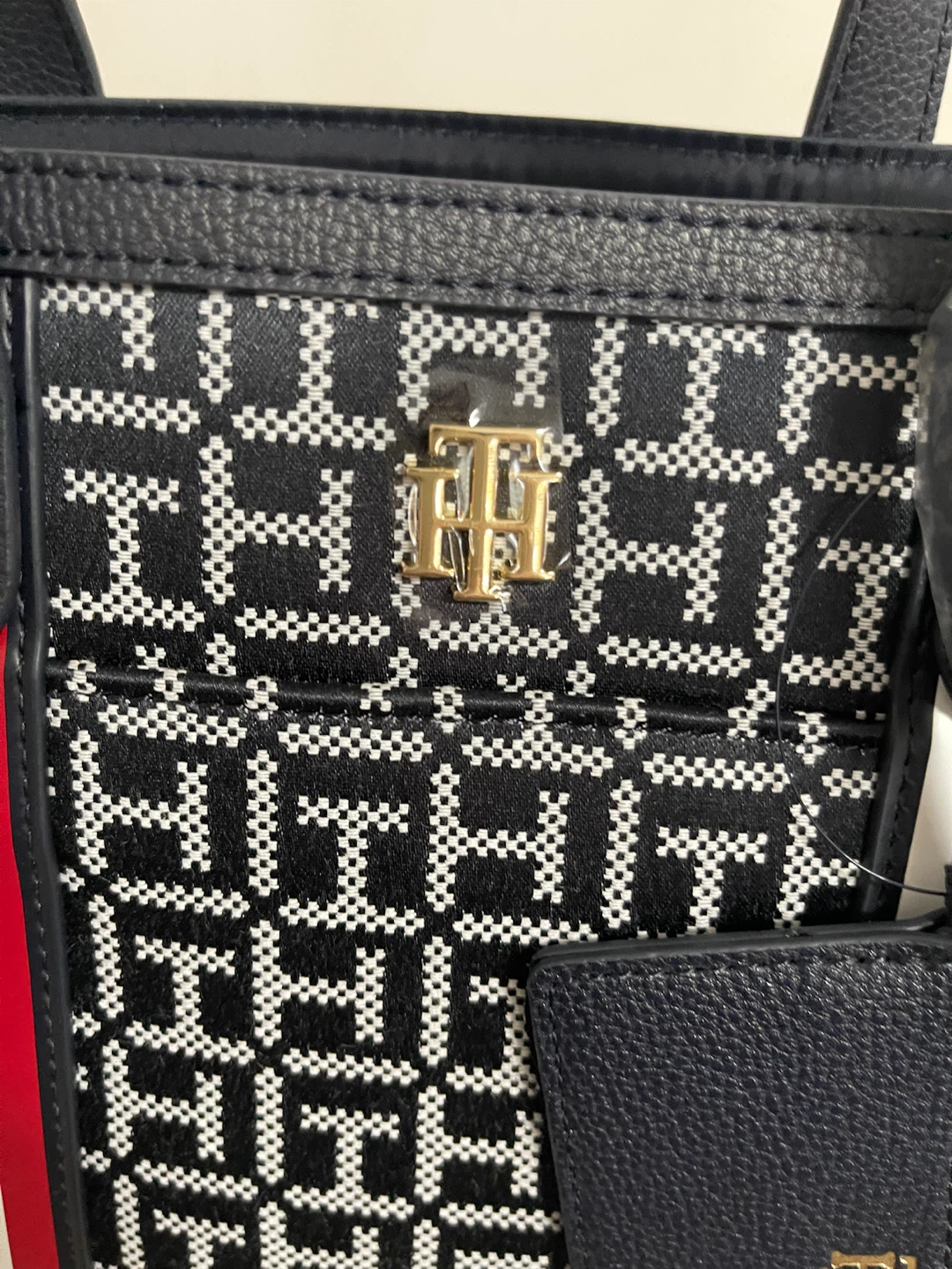 Tommy Hilfiger Monogram Tote Bag - photo 4