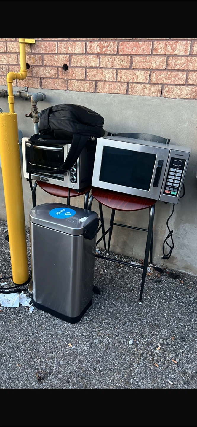 Two Metal Bar Stools, Oven and microwave included