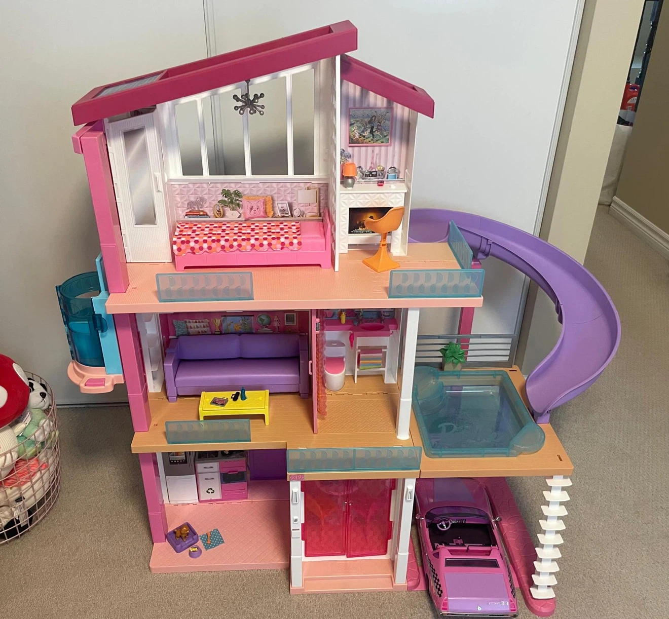 Barbie 3-Story Dreamhouse Playset with 4 Dolls & Convertible Car - photo 2