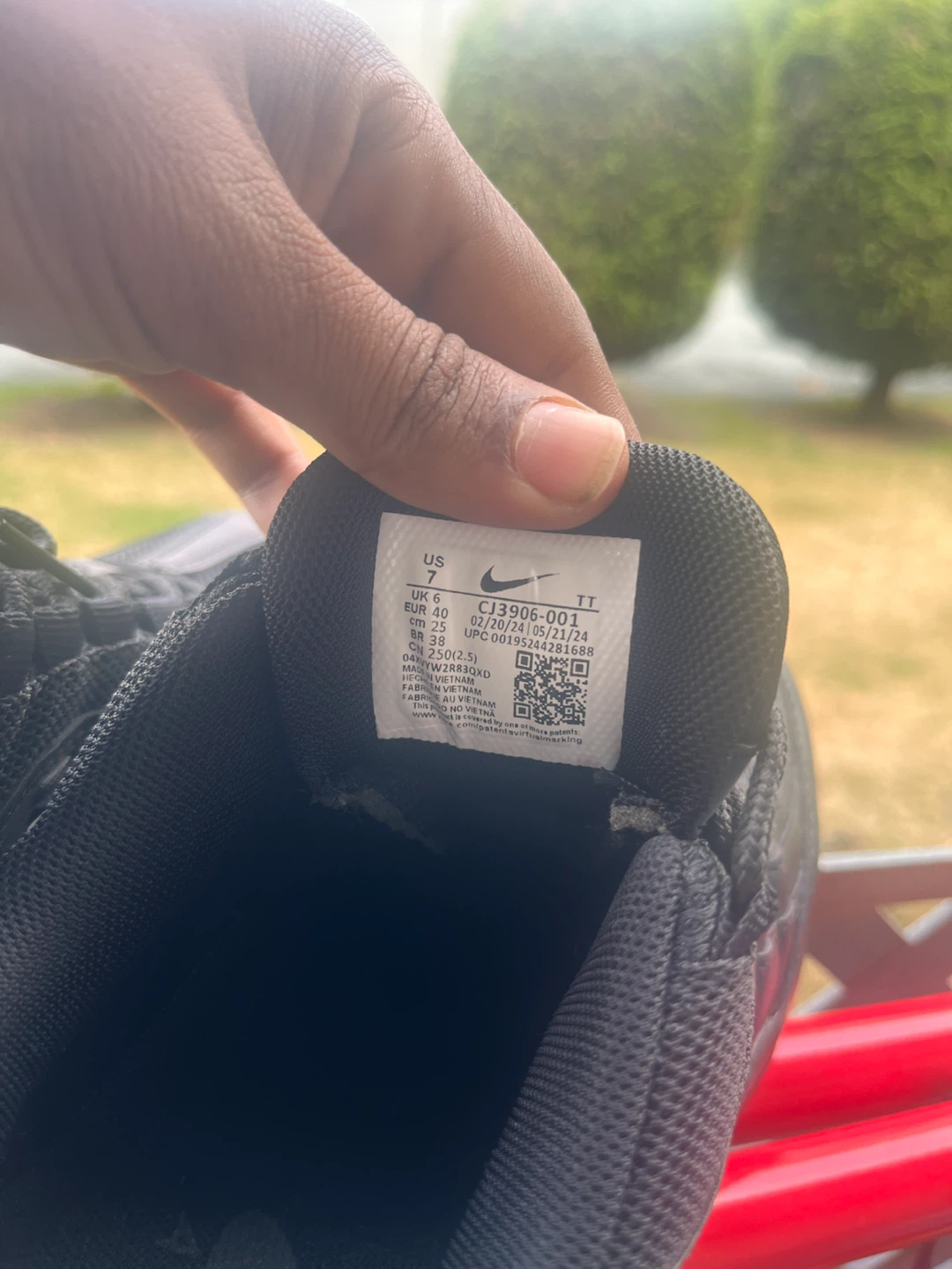 Nike Air Max 95 Triple Black Size 7 - photo 2