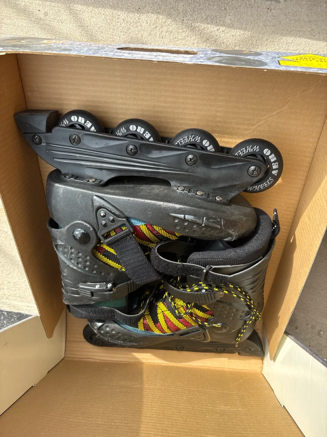 Aero Extreme Soft Pro Inline Skates Youth Size 6 - photo 2
