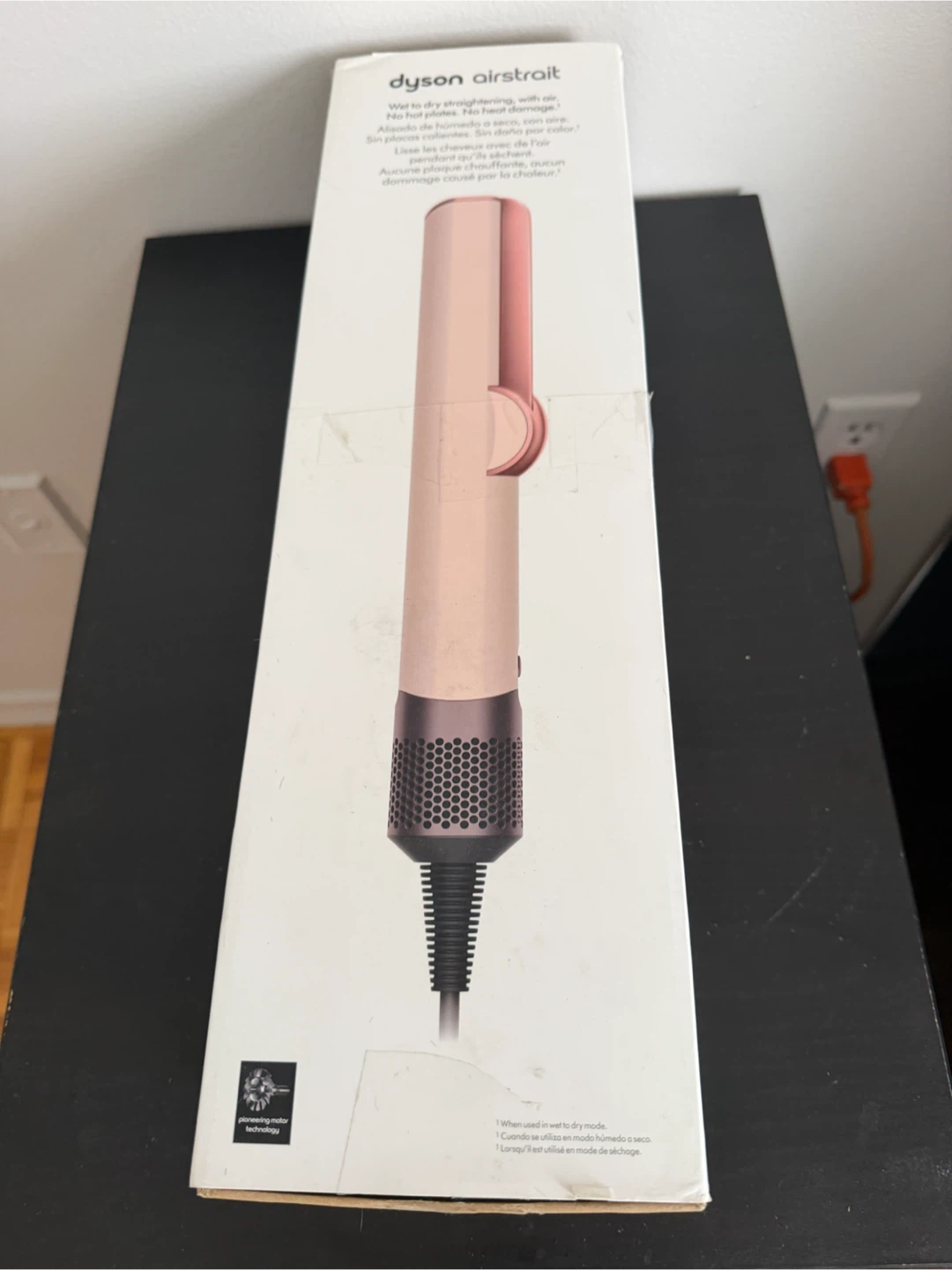 Dyson Airstrait Straightener