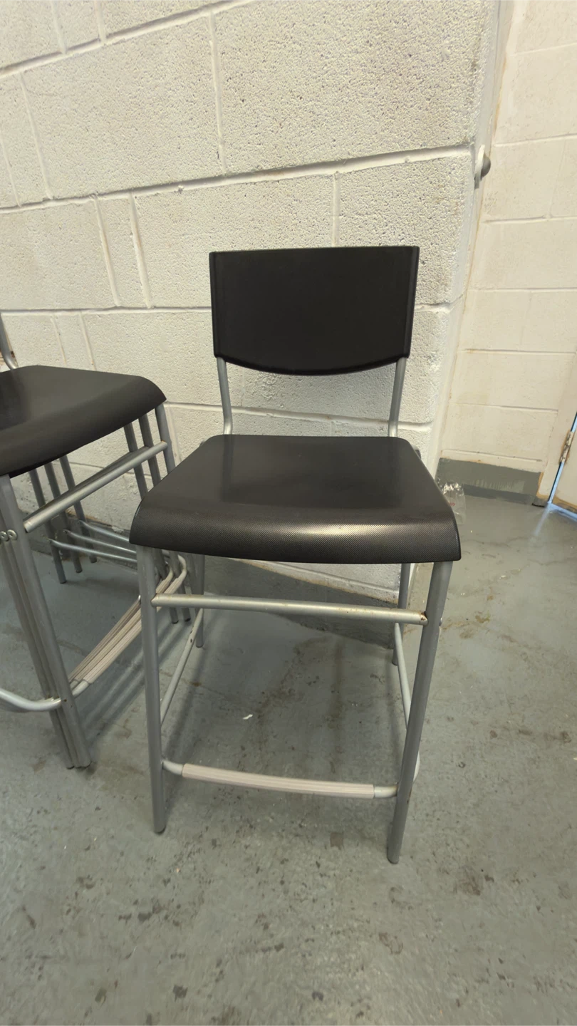 Set of 4 Black Counter Stools - photo 2