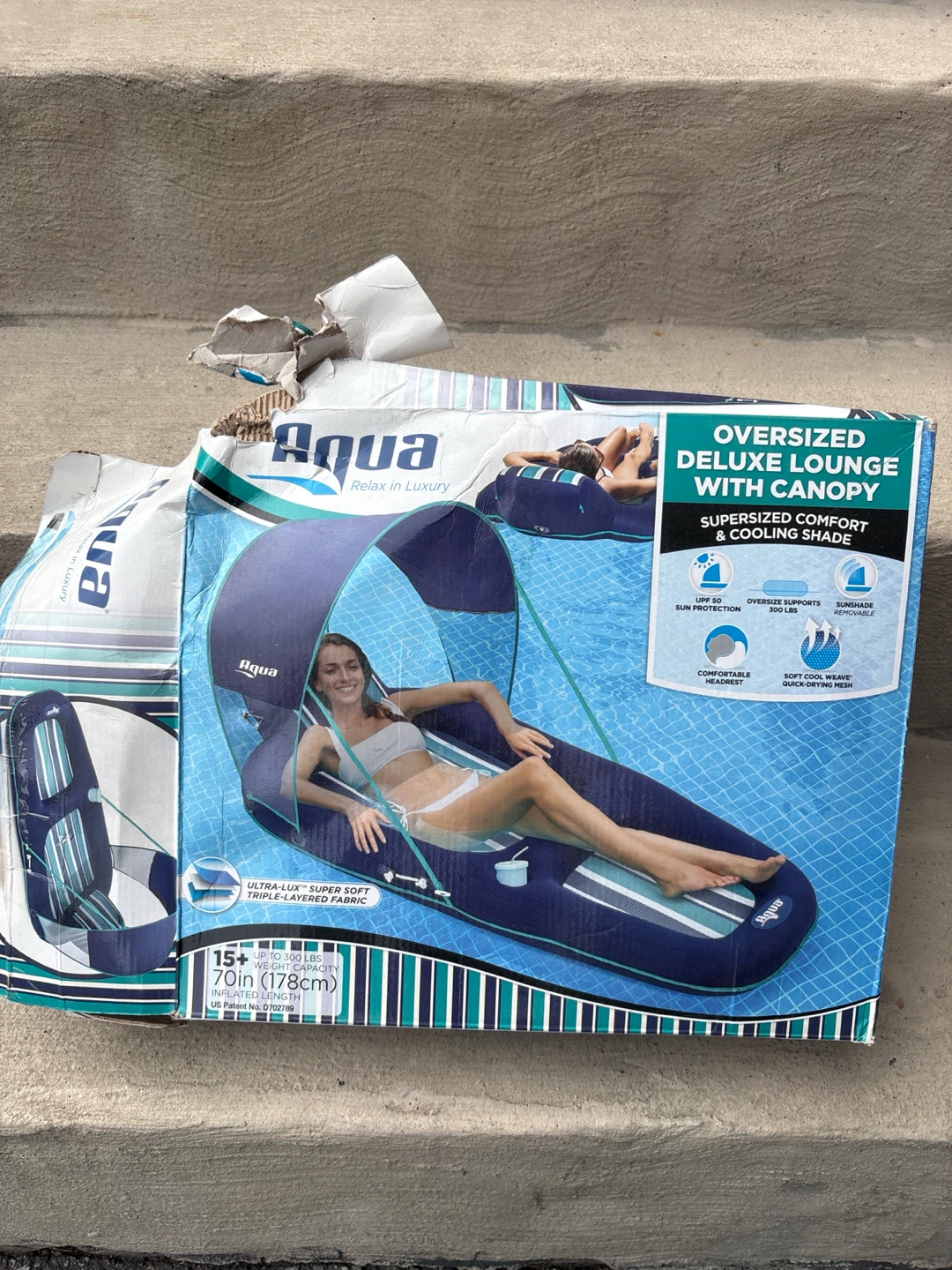 Aqua Oversized Deluxe Pool Lounge with Canopy