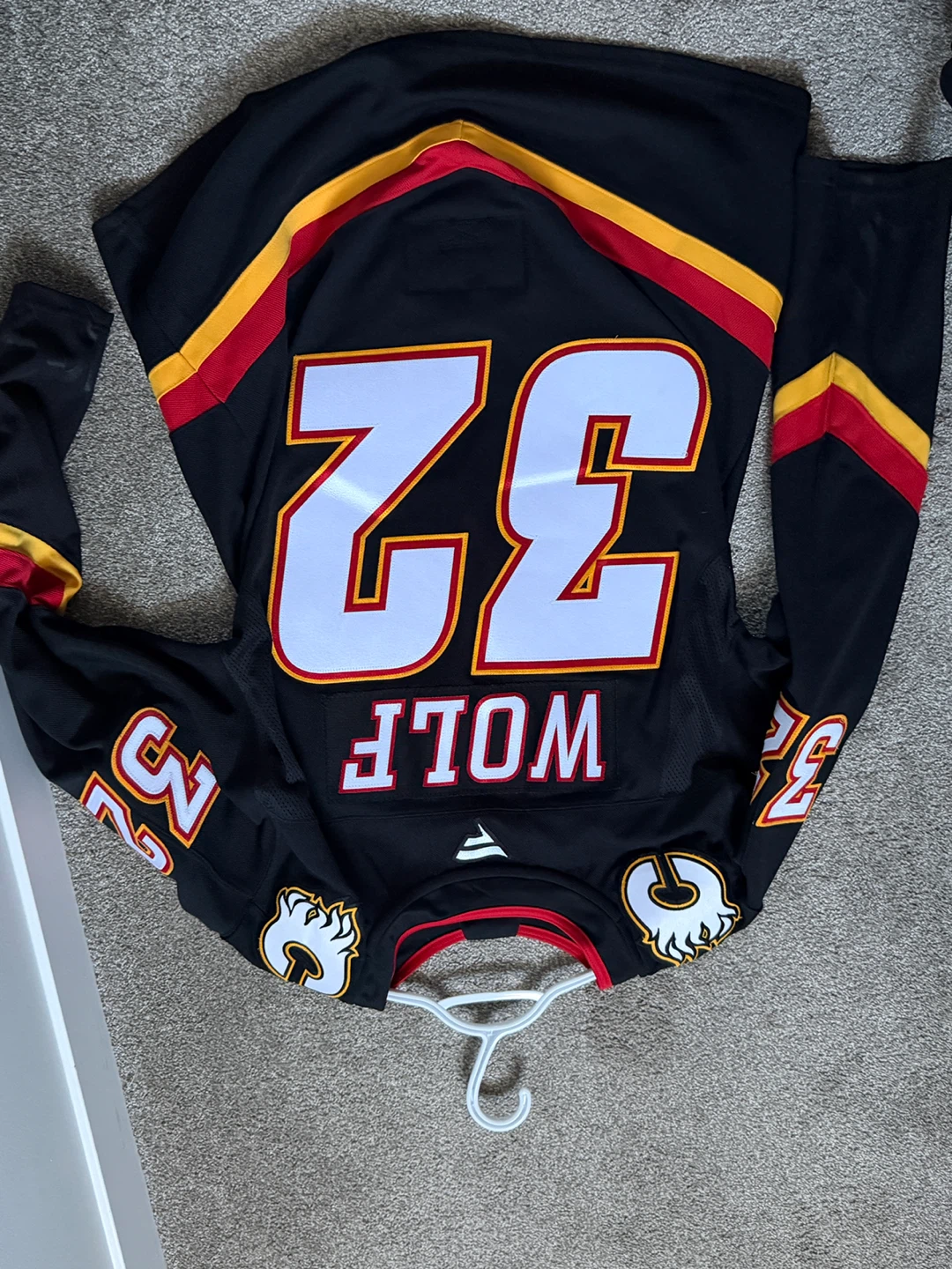 Calgary Flames Dustin Wolf Blasty Jersey - photo 3