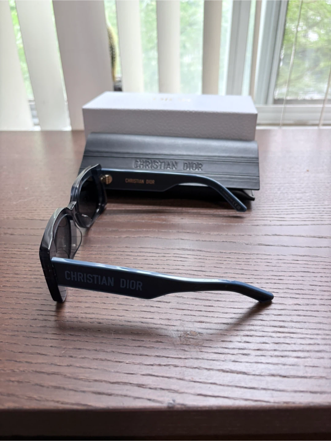 Christian Dior Sunglasses - photo 4