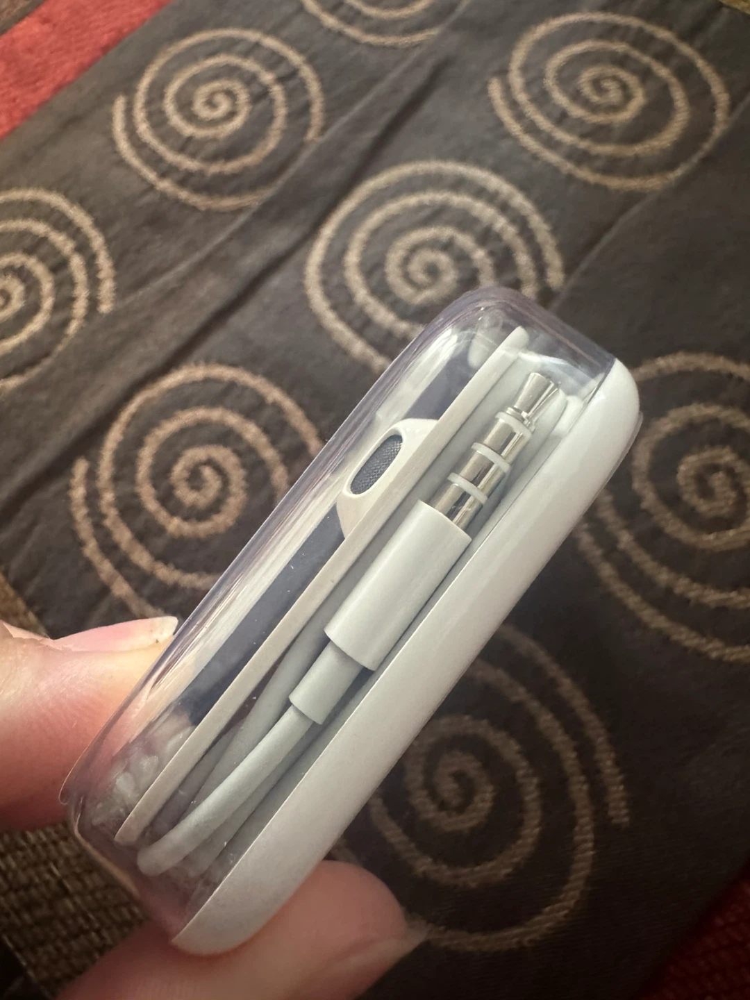 Apple EarPods with 3.5mm Headphone Plug - photo 2