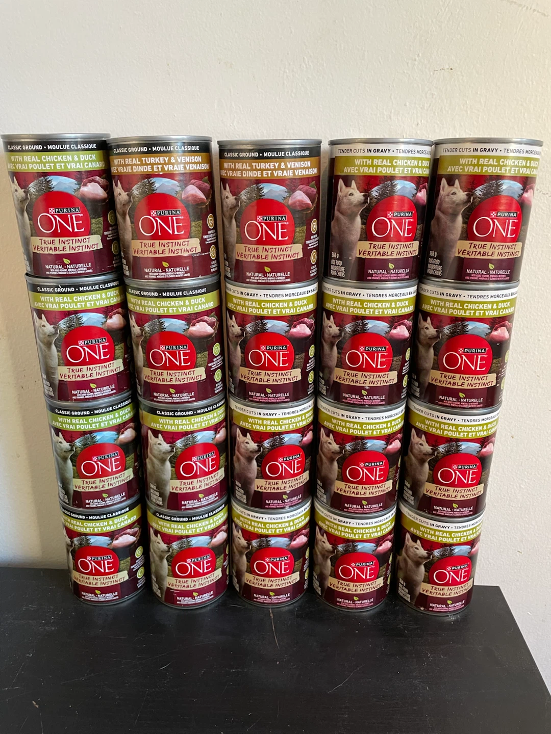 Purina One Wet Dog Food Lot 20 Cans