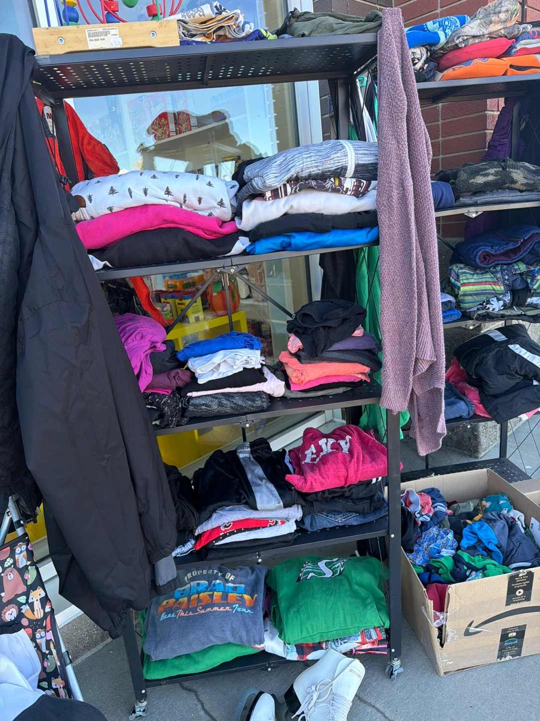 Young women/teen  clothing