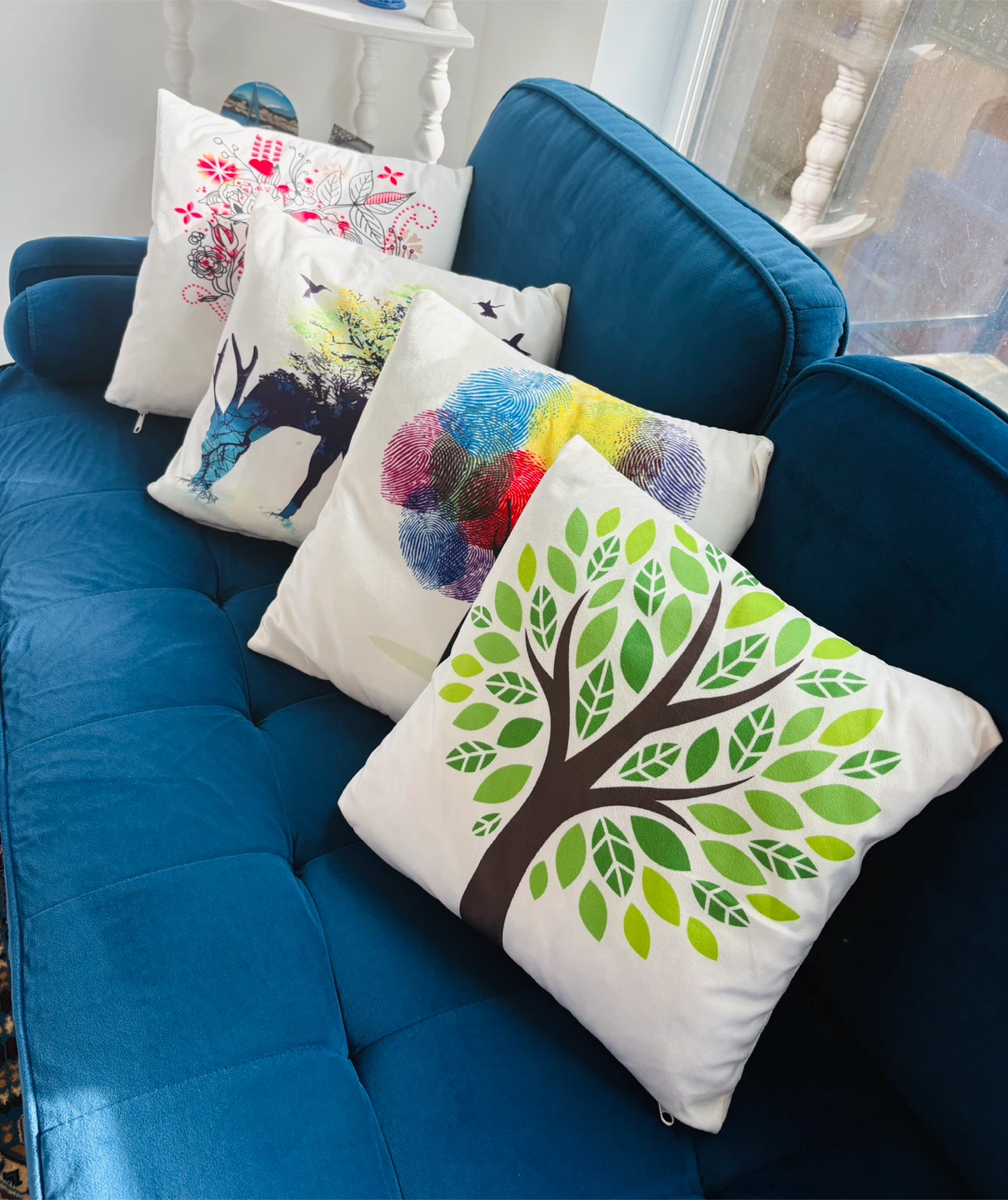 Beautiful Set of 4 Nature-Themed Throw Pillows - photo 5