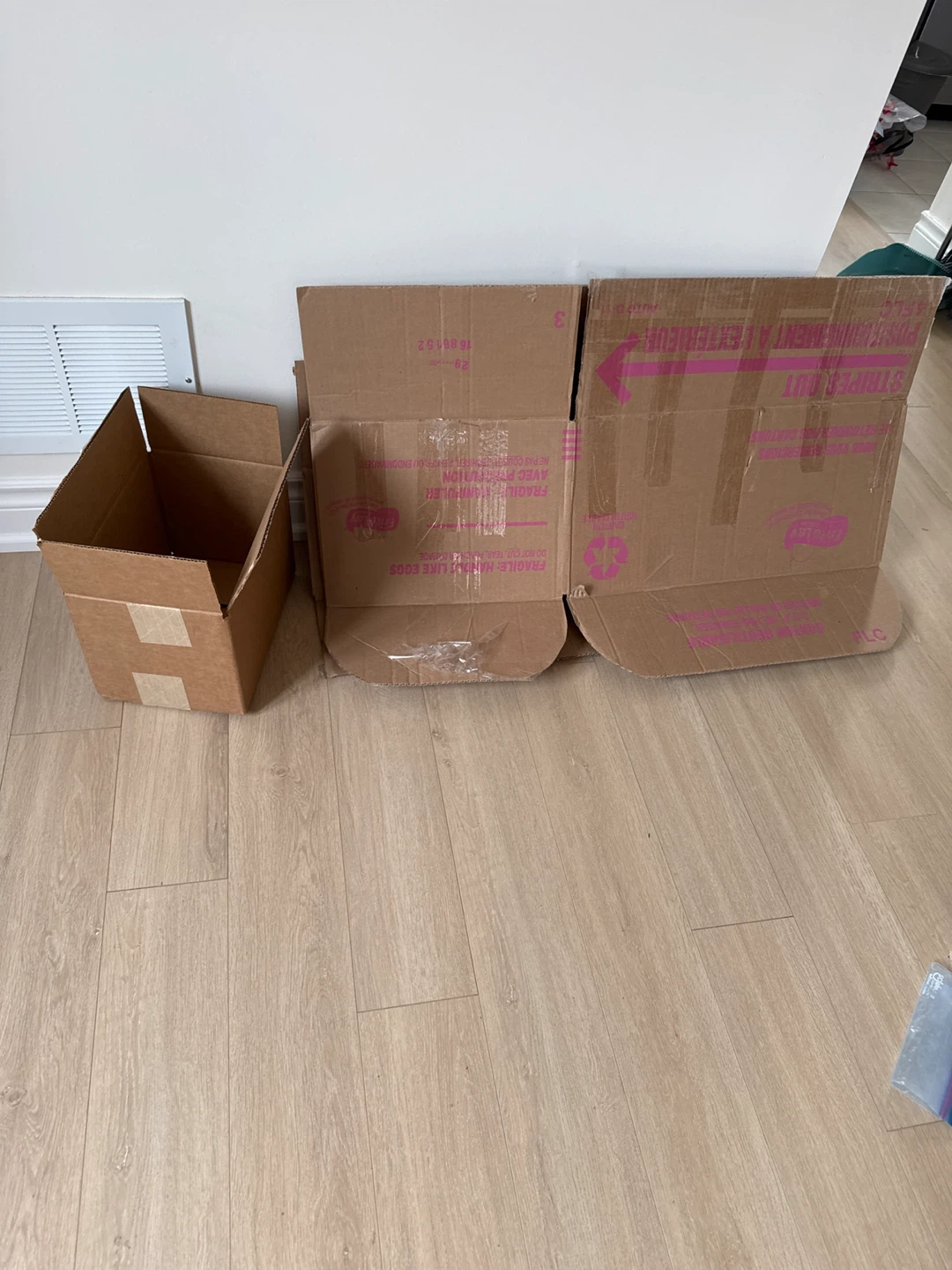 Moving boxes - photo 2