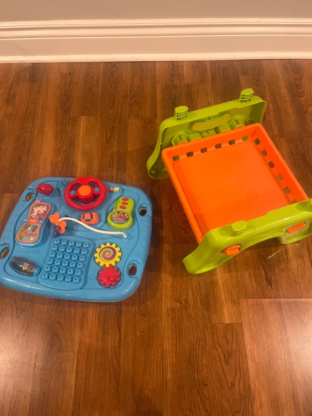 2-in-1 Kids Activity Learning Table - photo 4
