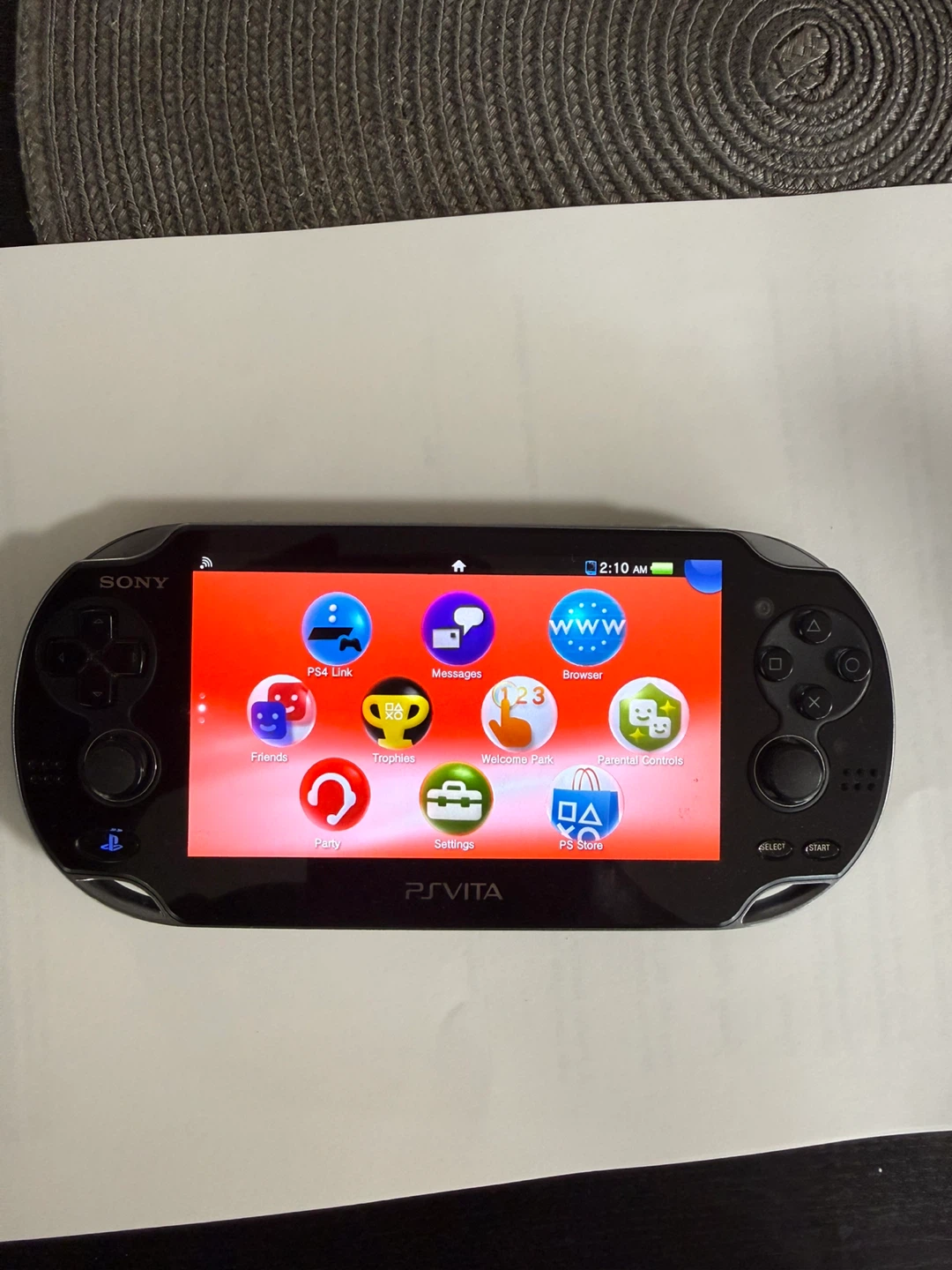 Sony PlayStation Vita PCH-1001 - photo 4