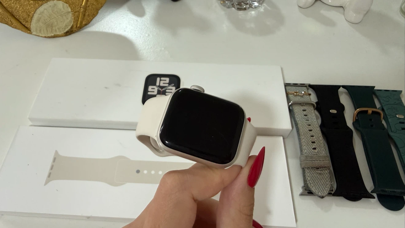 Apple Watch SE Gen 2 40mm Starlight - photo 3