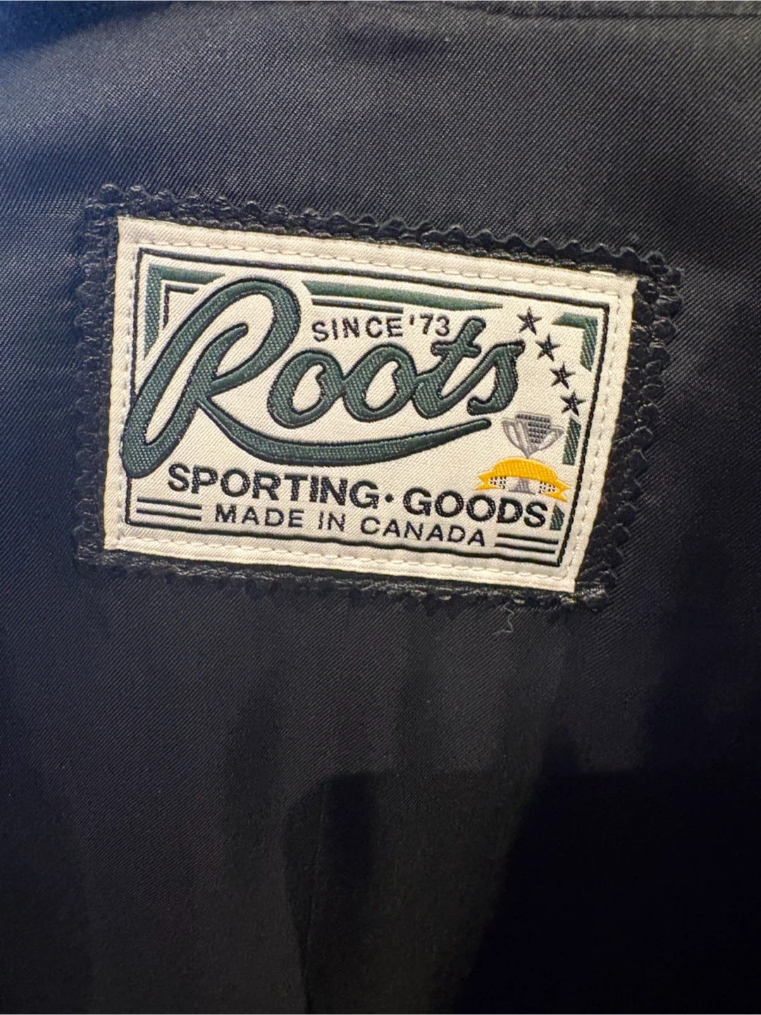 Roots Varsity Jacket Men’s Medium - photo 3