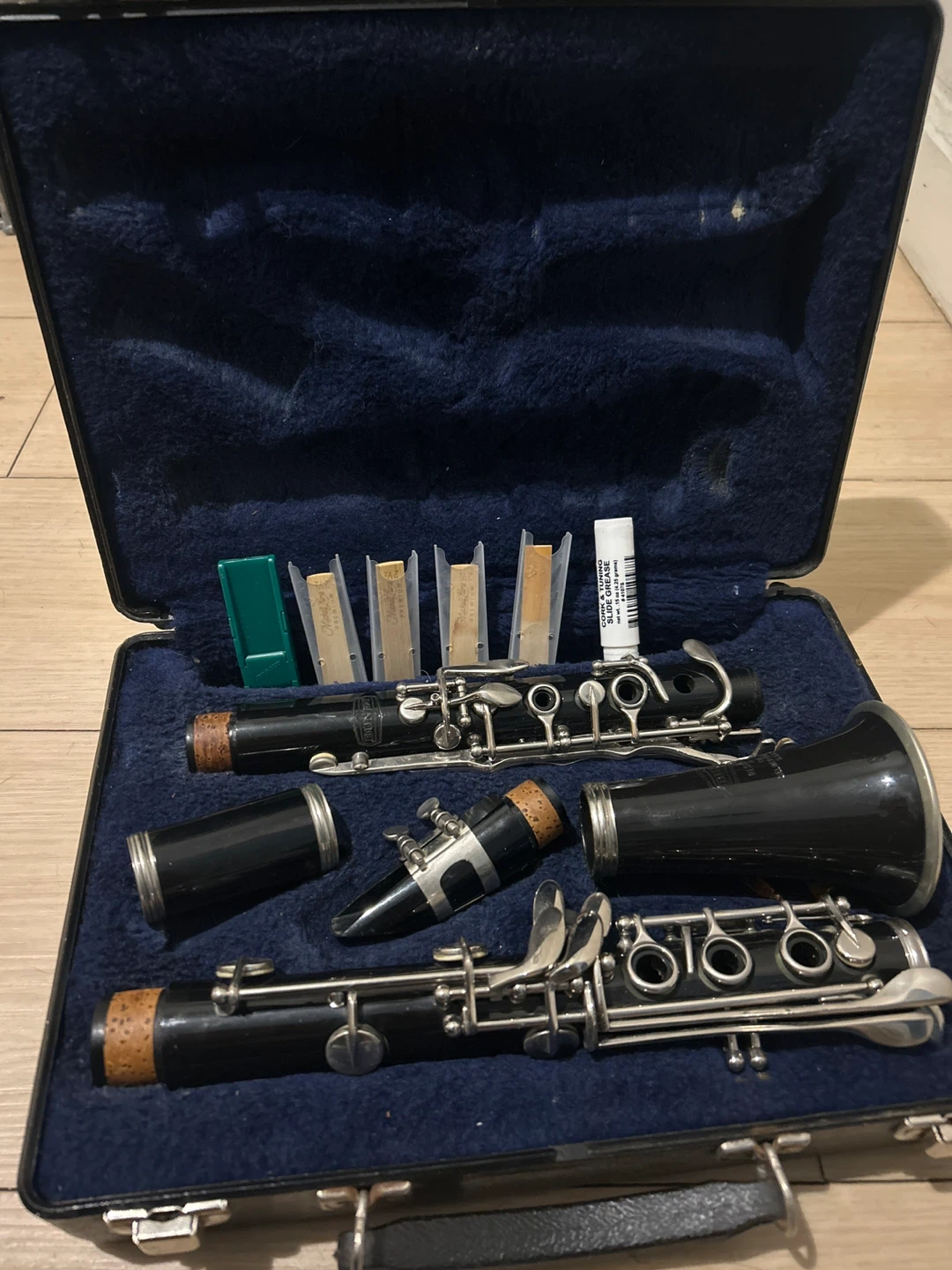 Vito Reso-Tone Clarinet with Case and Accessories