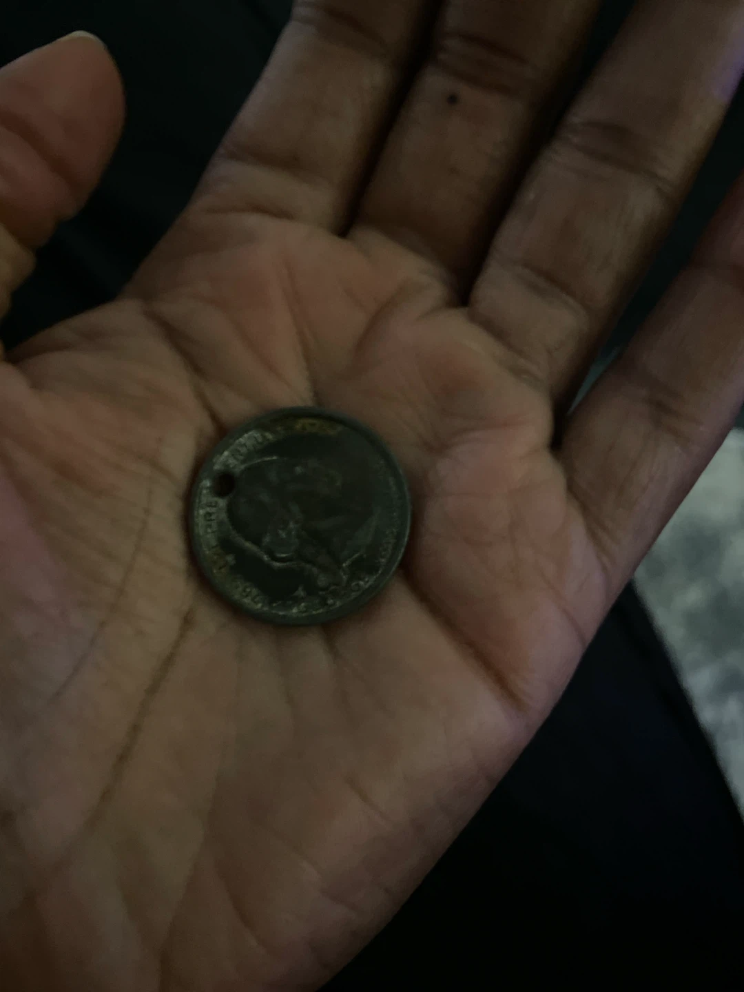 Vintage Drilled US Quarter Coin Pendant - photo 2