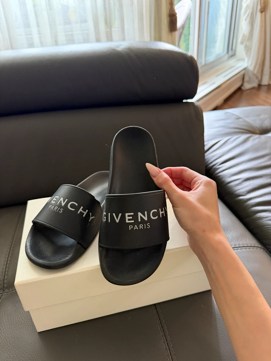 Givenchy Boys Slides - photo 2