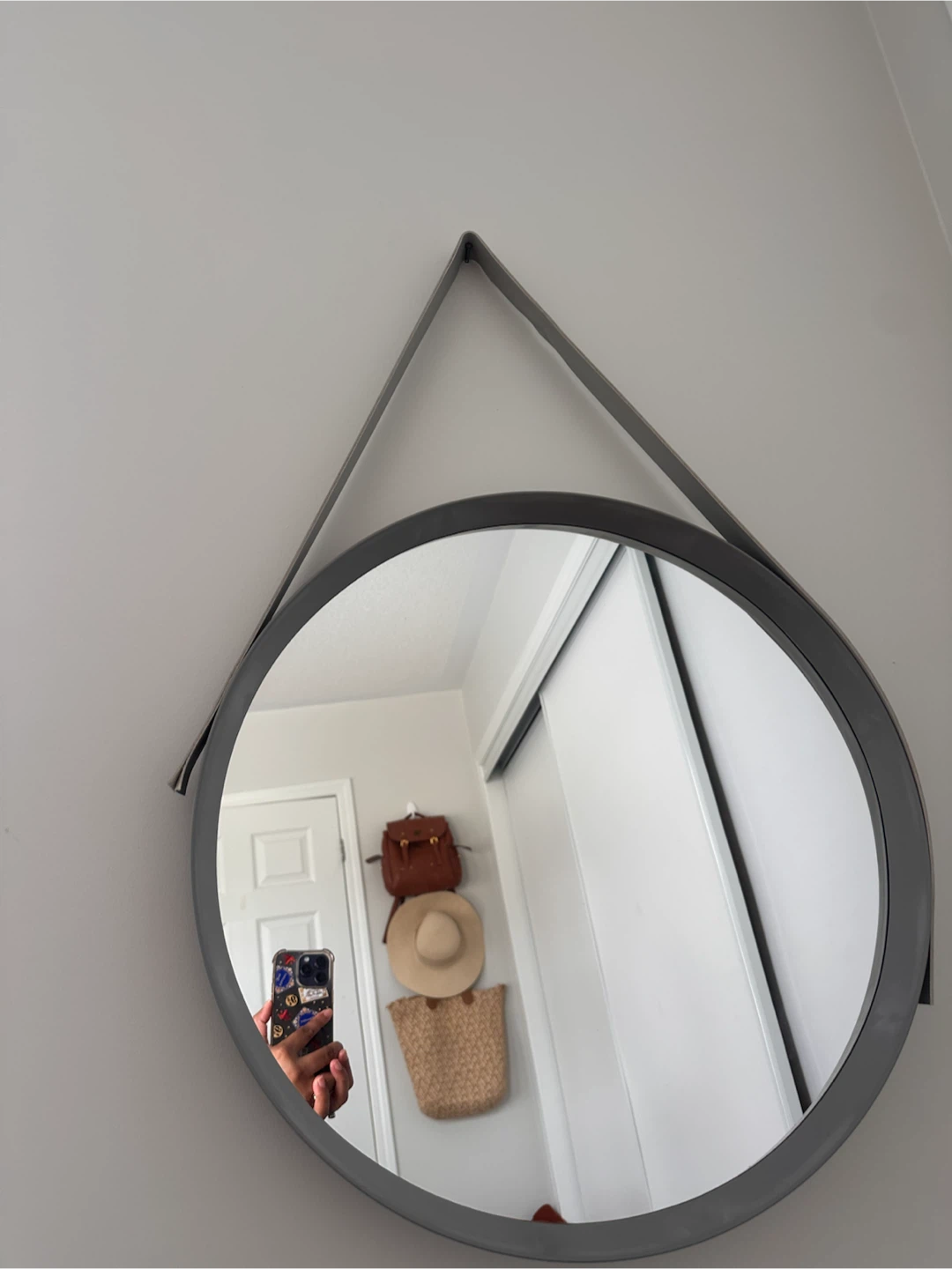 Modern Grey Round Wall Mirror with Strap - photo 2
