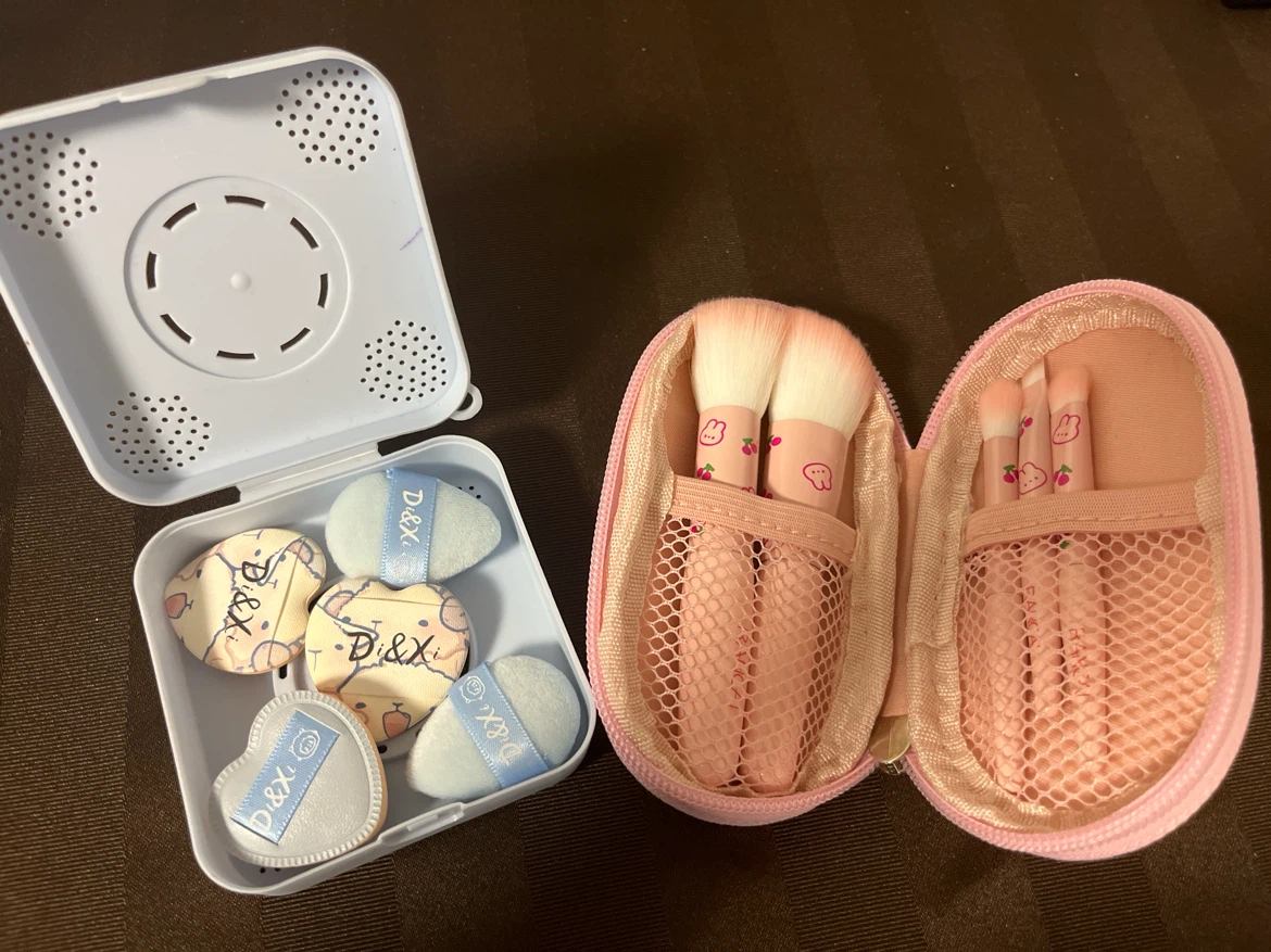 Di&Xi Sponge Set and Makeup Brushes