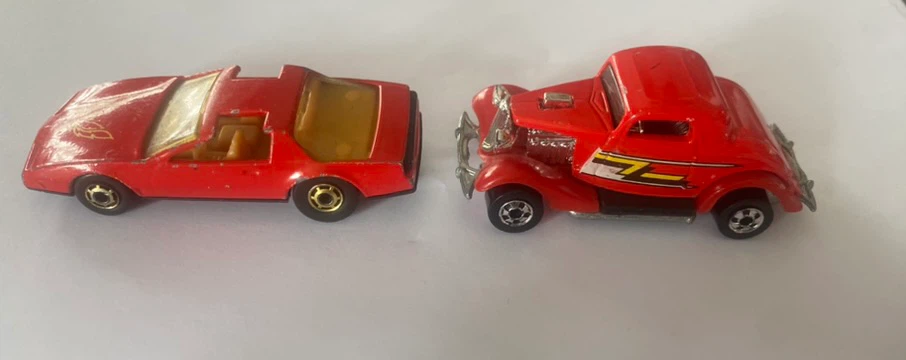 Vintage 1980s Hot Wheels Lot (4 Cars) - Clean Metal Bases - photo 3