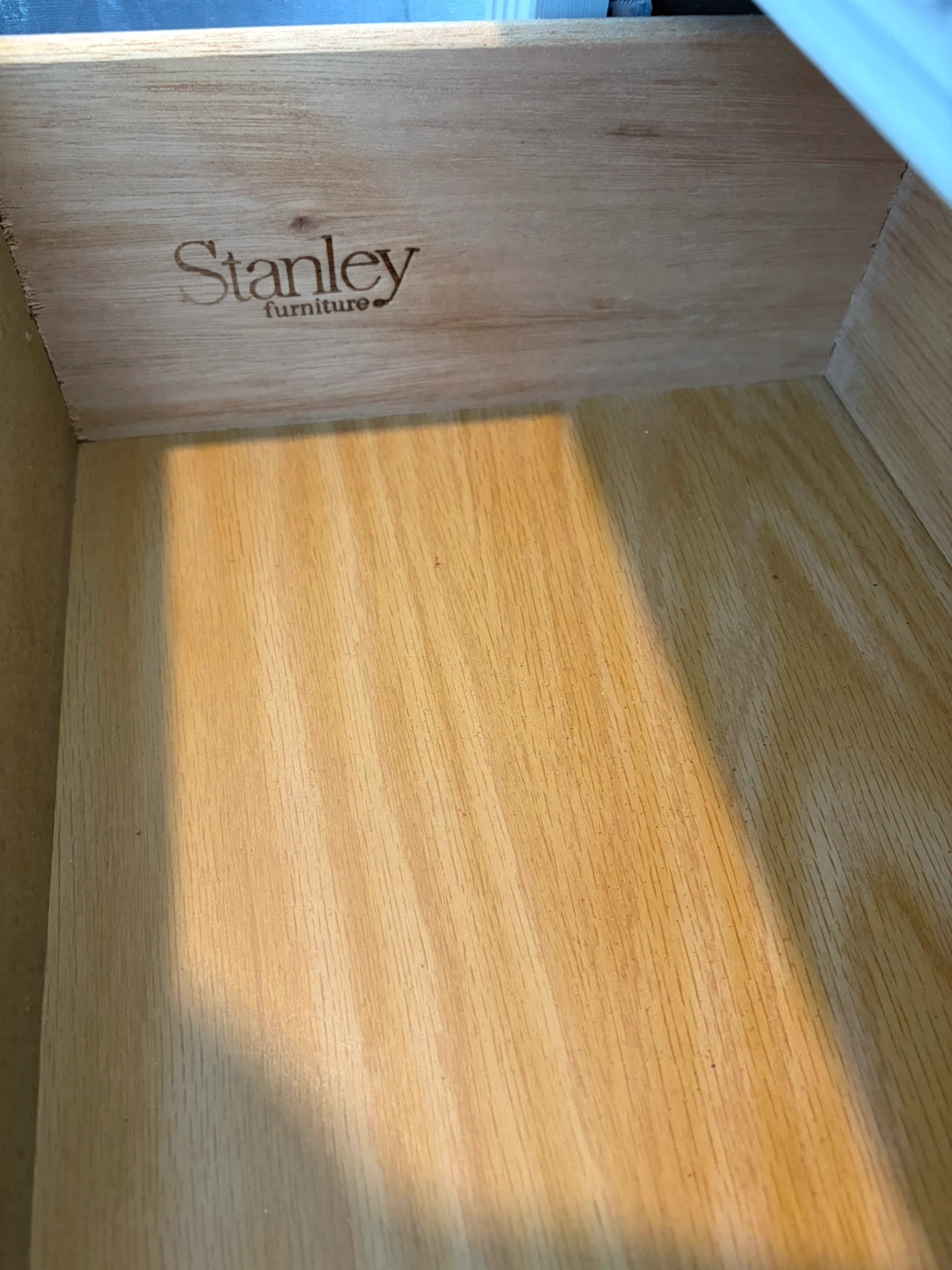 Stanley Furniture Nightstand - photo 5