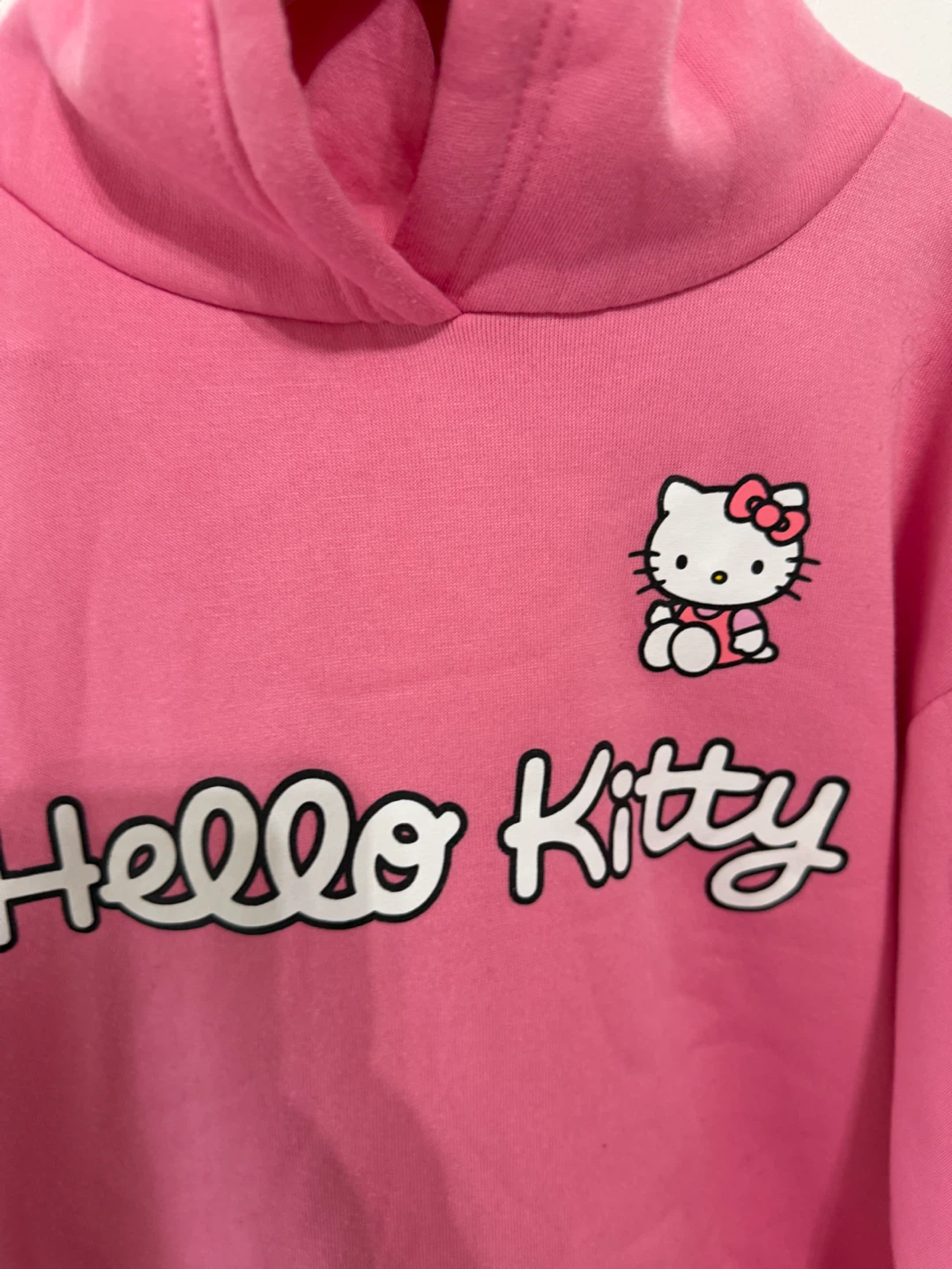 Size 14 Like new Hello Kitty sweater - photo 2