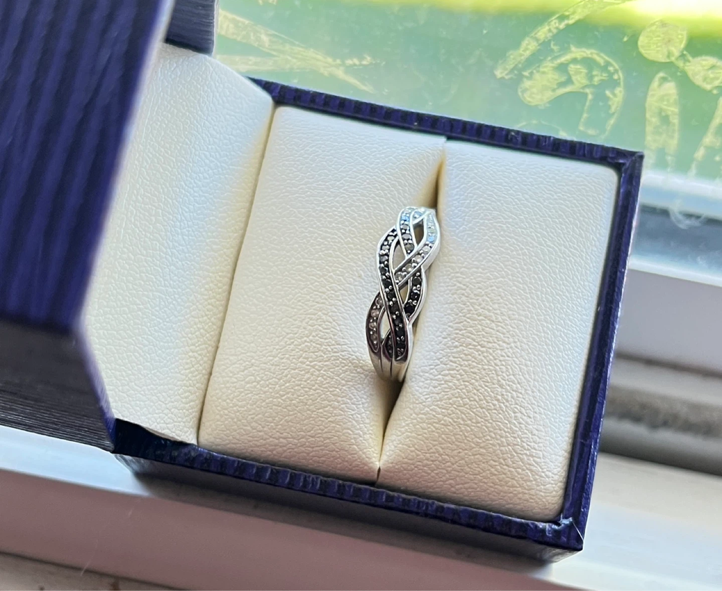 Ben Moss Sterling Silver Black and White Stone Twist Ring