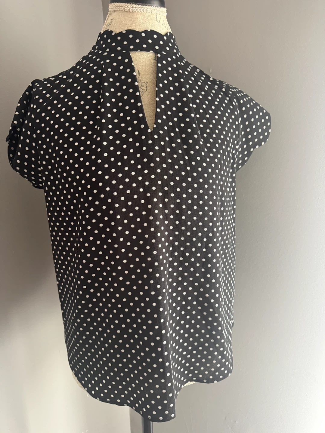 Monteau Los Angeles Polka Dot Top