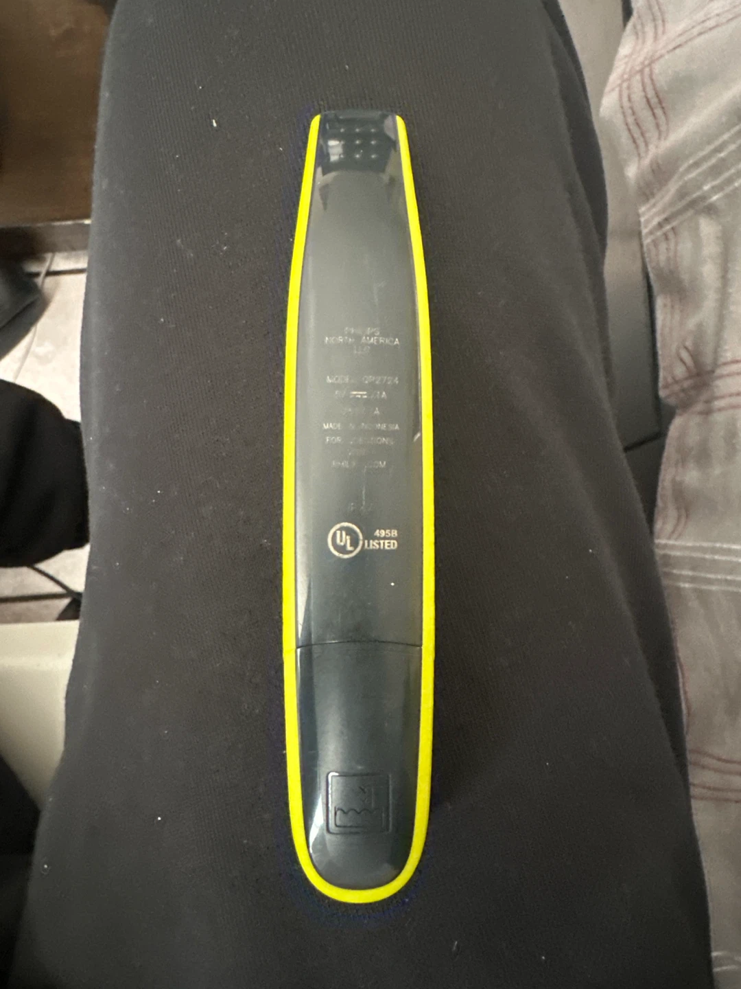 Philips Norelco OneBlade QP2724 - photo 2