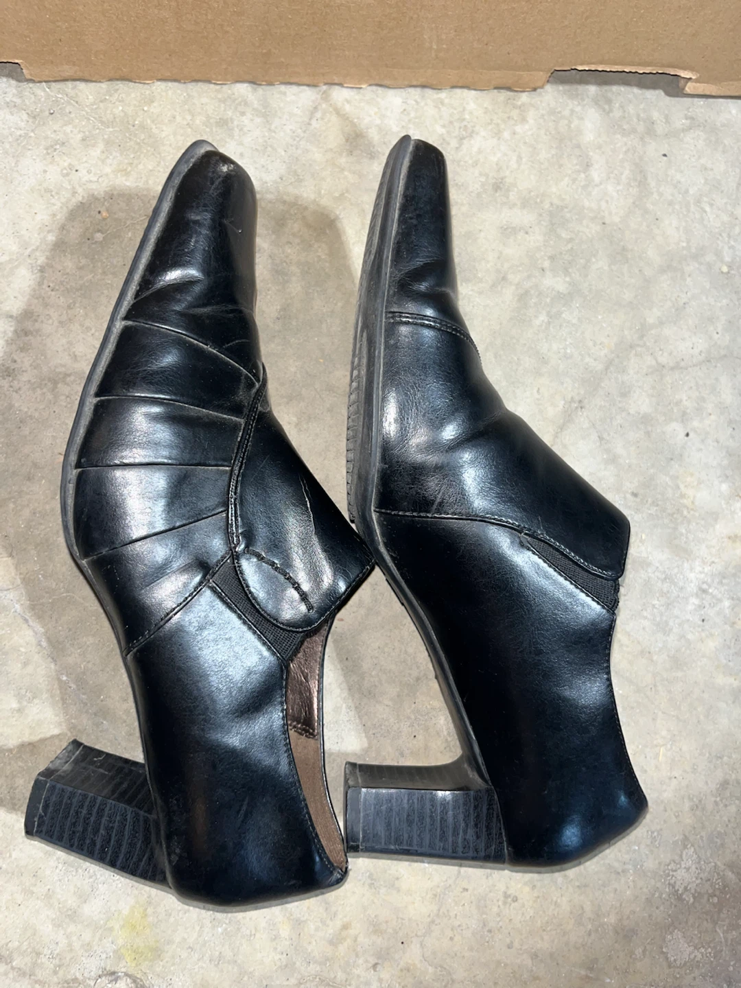 Pennmans Black Heeled Shoes - photo 3