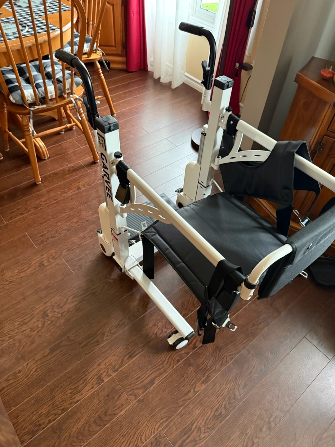 Garvee  hydraulic  transfer chair with remote
