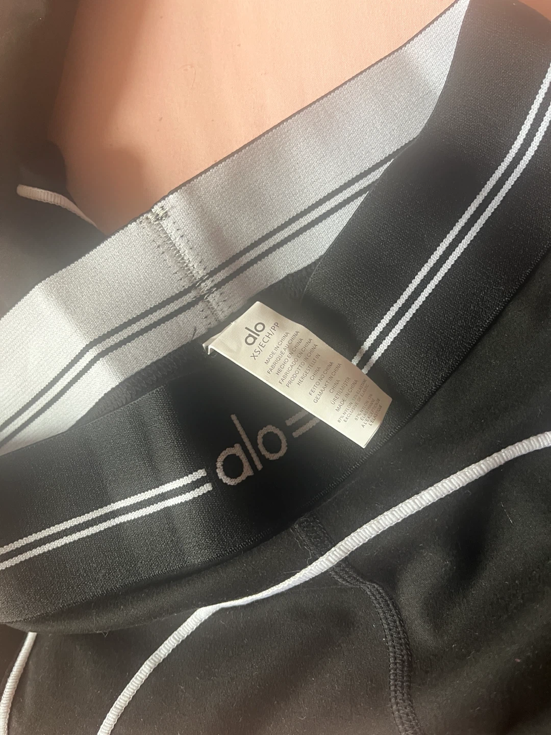Alo Yoga Leggings Black XS - photo 2